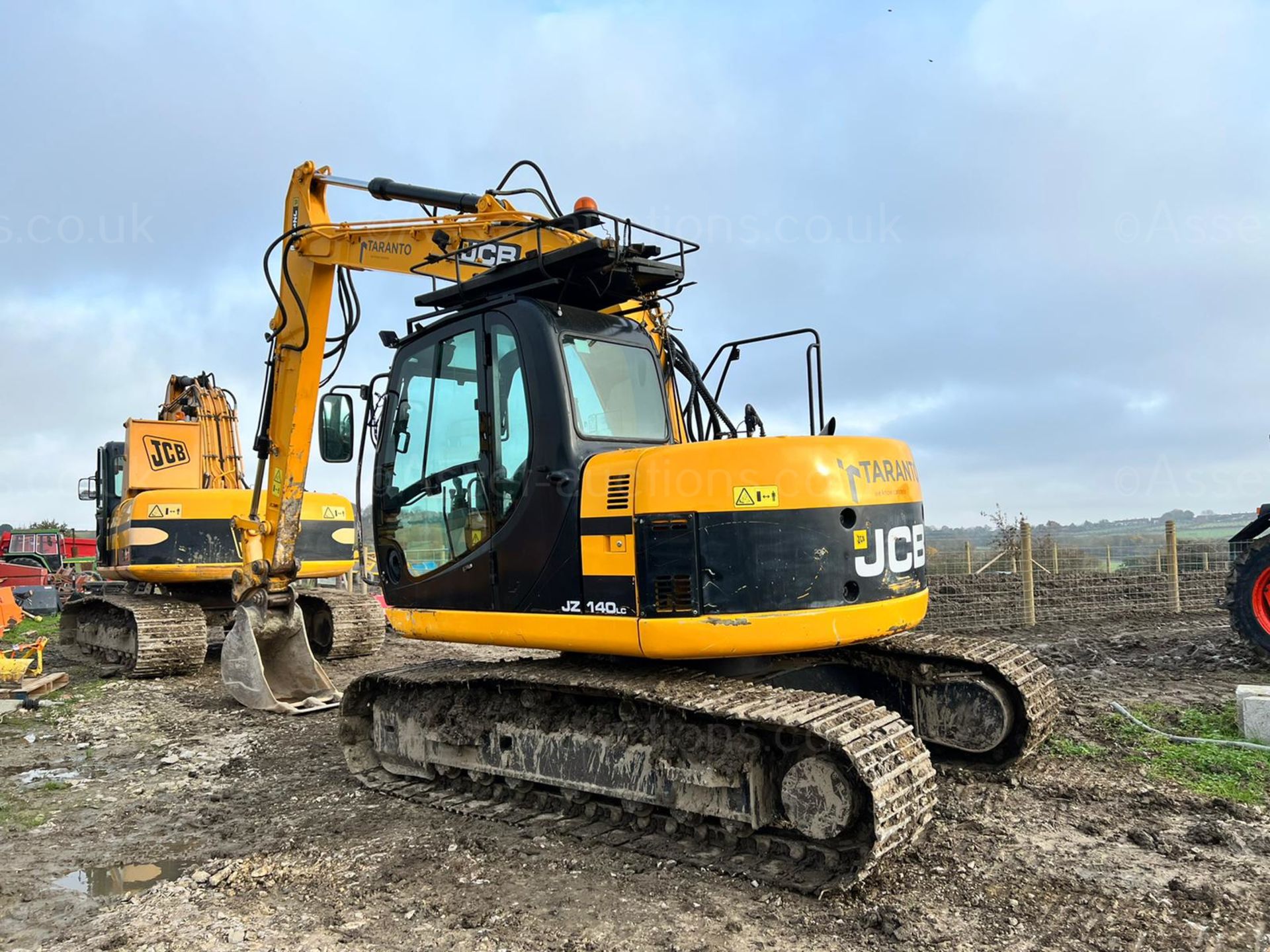 2008 JCB JZ140LC 15 TON STEEL TRACKED EXCAVATOR, RUNS DRIVES AND DIGS, SHOWING 9815 HOURS *PLUS VAT* - Image 13 of 30