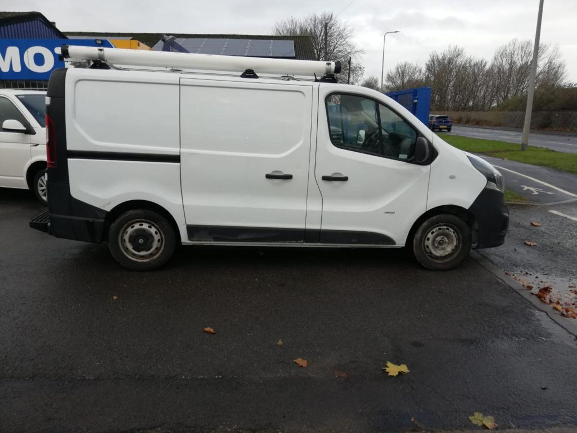 2014/64 VAUXHALL VIVARO 2900 CDTI ECOFLEX WHITE PANEL VAN, 1.6 DIESEL, 49K MILES EITH FSH *PLUS VAT* - Image 8 of 9