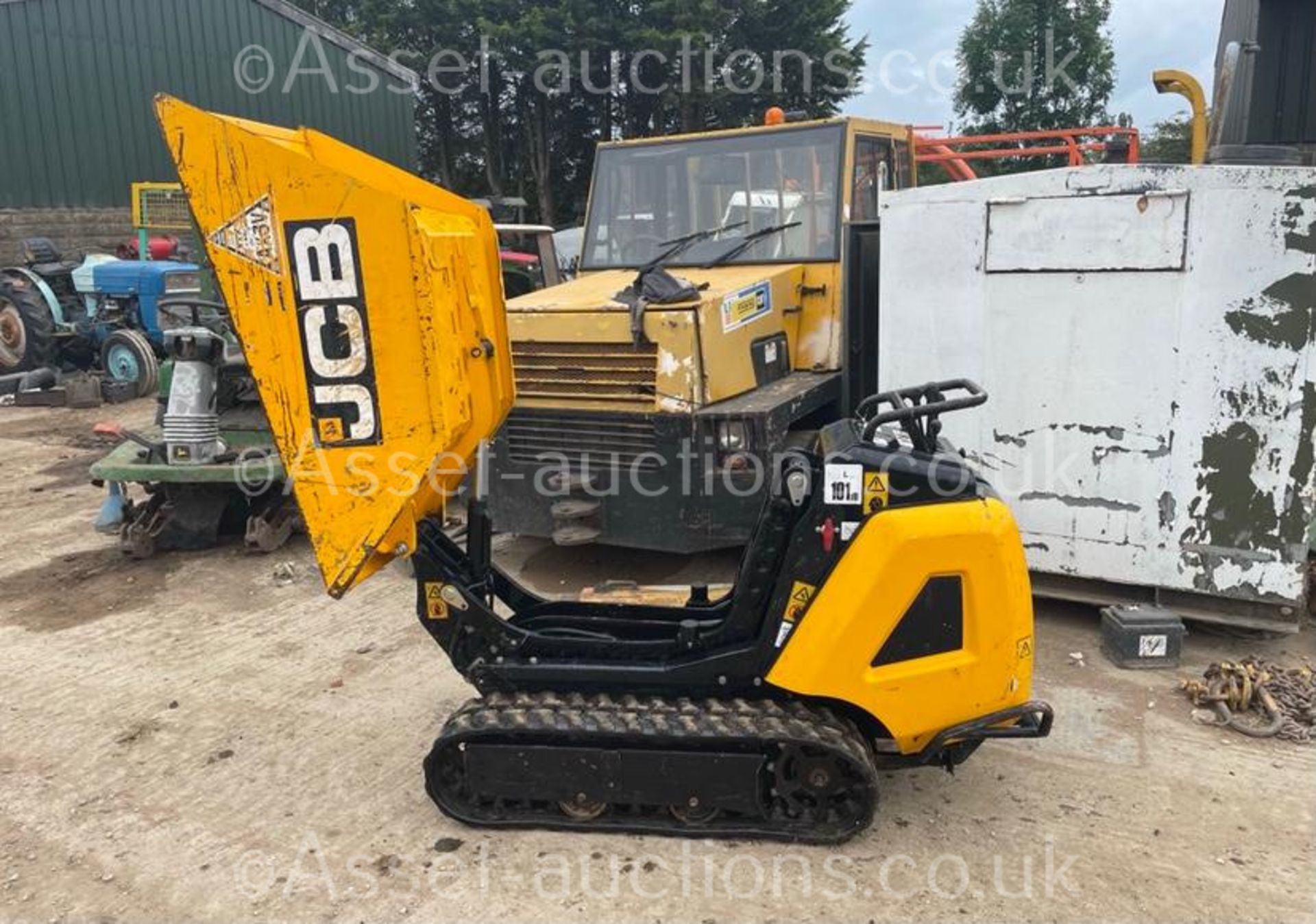2019 JCB HTD-5 DIESEL TRACKED DUMPER, RUNS DRIVES AND WORKS WELL, ELECTRIC OR PULL START *PLUS VAT* - Image 3 of 20