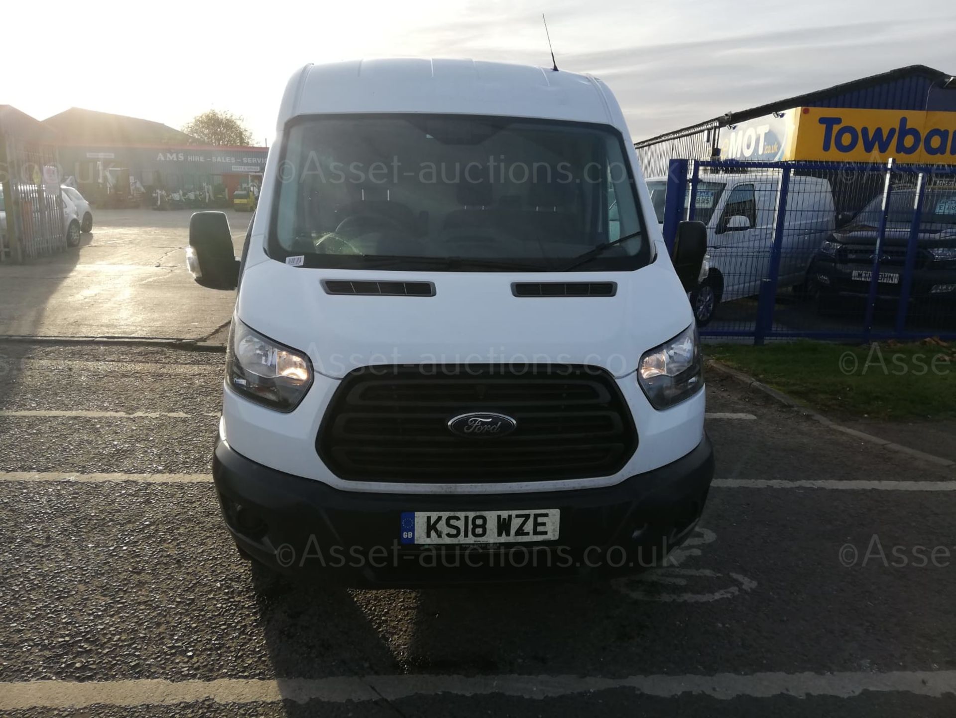 2018 FORD TRANSIT 350 FWD L2H2 WHITE PANEL VAN, 108K MILES, EURO 6, PLY LINED, 2.0 DIESEL *PLUS VAT* - Image 2 of 10