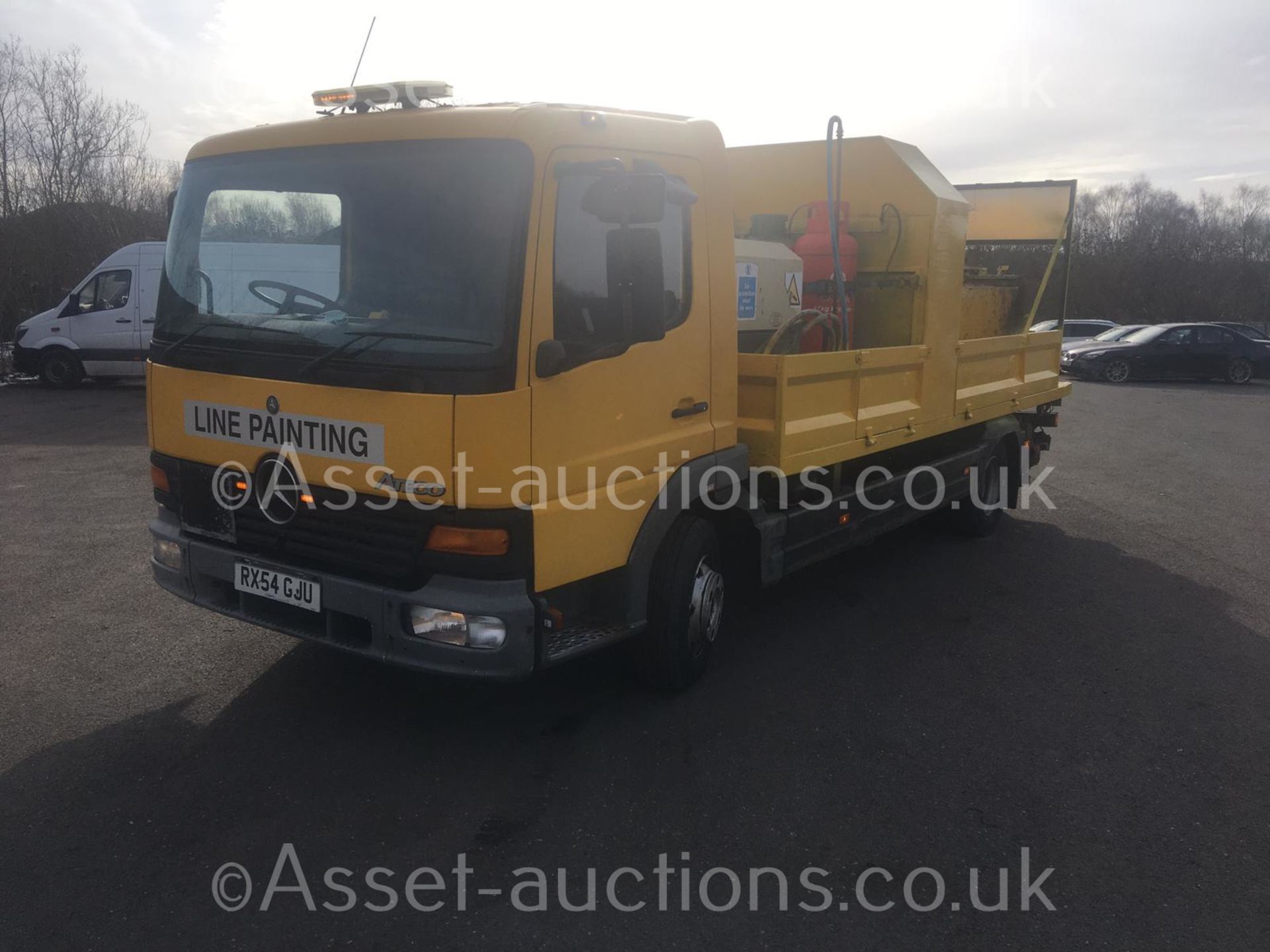 2004/54 REG MERCEDES ATEGO 1018 DAY YELLOW DROPSIDE LINE PAINTING LORRY 4.3L DIESEL ENGINE *NO VAT* - Image 3 of 128