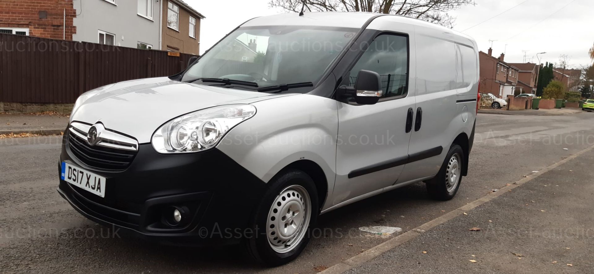 2017 VAUXHALL COMBO 2300 CDTI ECOFLEX S/S SILVER PANEL VAN, 105,536 MILES *PLUS VAT* - Image 2 of 17