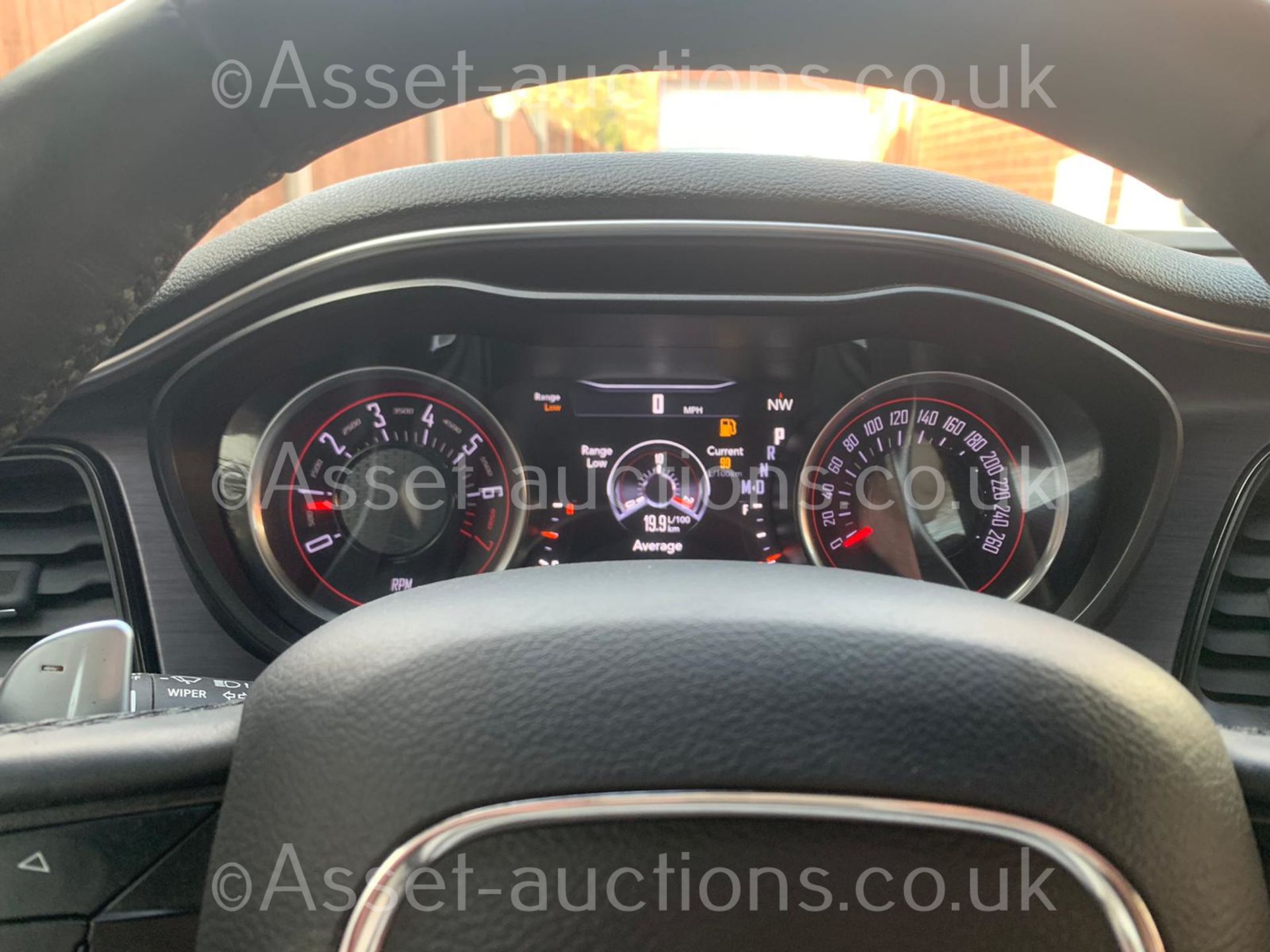 DODGE CHALLENGER 2019, 3.6 V6, 5826 MILEAGE *PLUS VAT* - Image 21 of 26