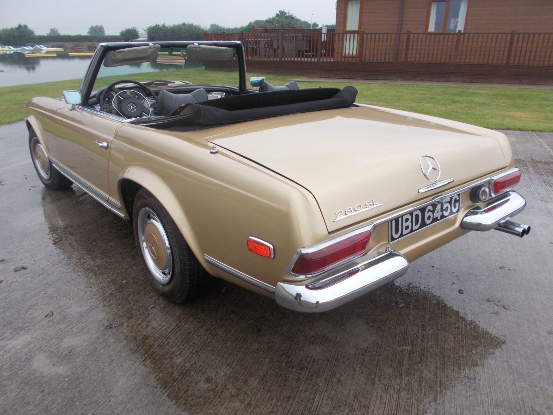 1969 MERCEDES 280SL PAGODA, AUTOMATIC, HARD/SOFT TOPS, LEFT HAND DRIVE, AMERICAN IMPORT *PLUS VAT* - Image 5 of 38