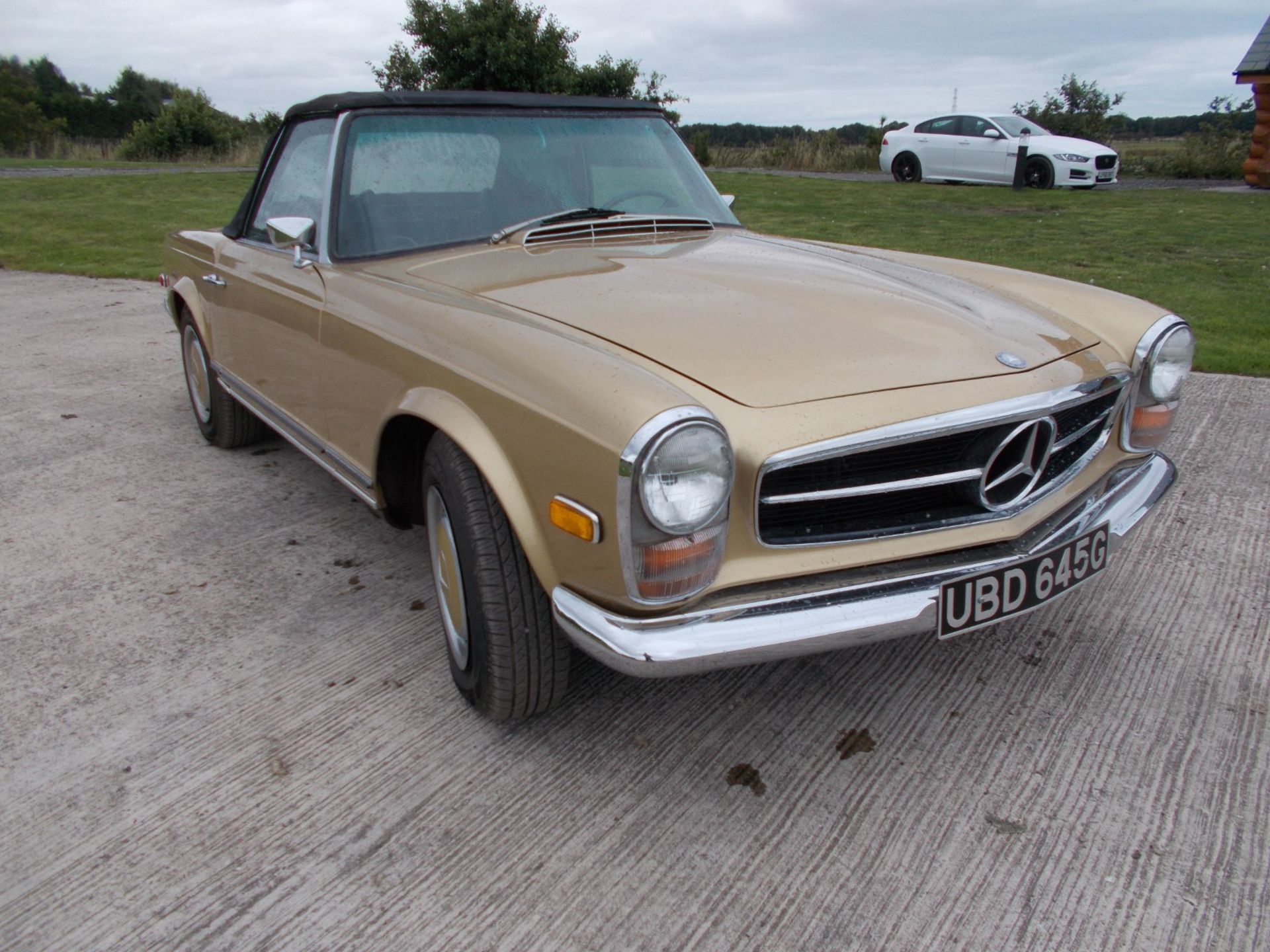 1969 MERCEDES 280SL PAGODA, AUTOMATIC, HARD/SOFT TOPS, LEFT HAND DRIVE, AMERICAN IMPORT *PLUS VAT* - Image 32 of 38