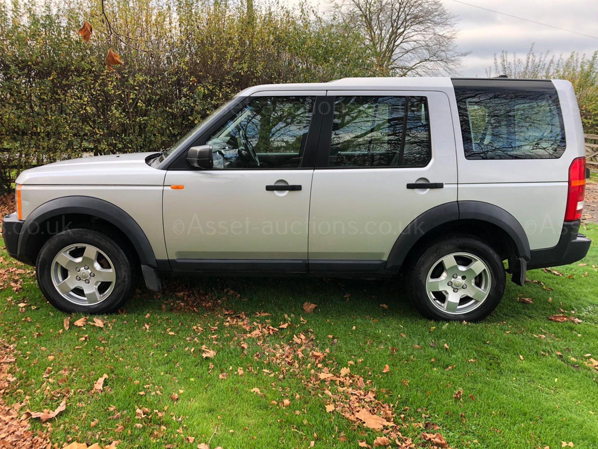 2005 LAND ROVER DISCOVERY 3 TDV6 S AUTO SILVER ESTATE, 146,941 MILES *NO VAT* - Image 4 of 17