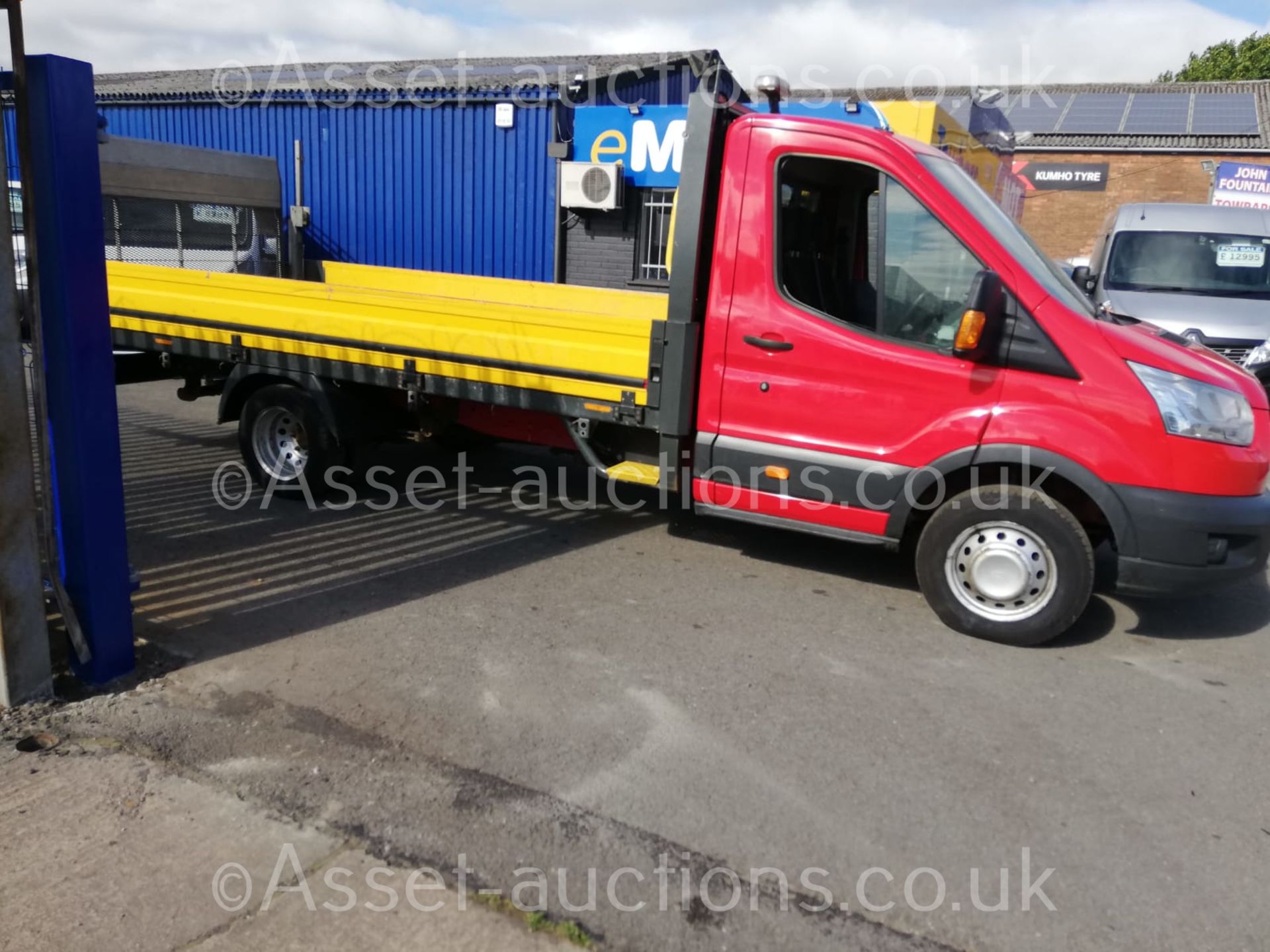 2015 FORD TRANSIT 350 RED DROPSIDE, 127K MILES, 14ft BODY WITH TAIL LIFT, 2.2 DIESEL *PLUS VAT* - Image 21 of 42