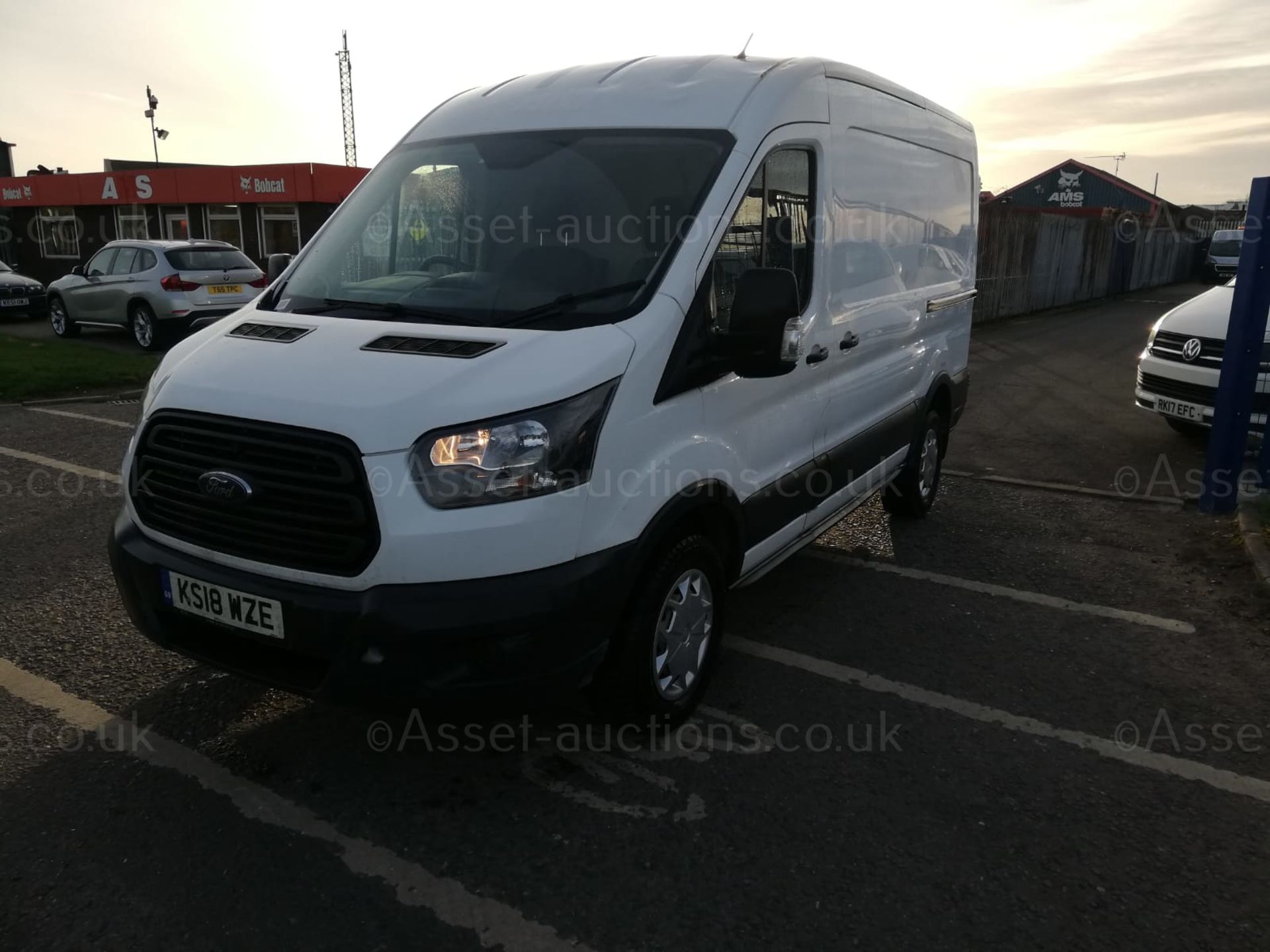 2018 FORD TRANSIT 350 FWD L2H2 WHITE PANEL VAN, 108K MILES, EURO 6, PLY LINED, 2.0 DIESEL *PLUS VAT* - Image 3 of 10