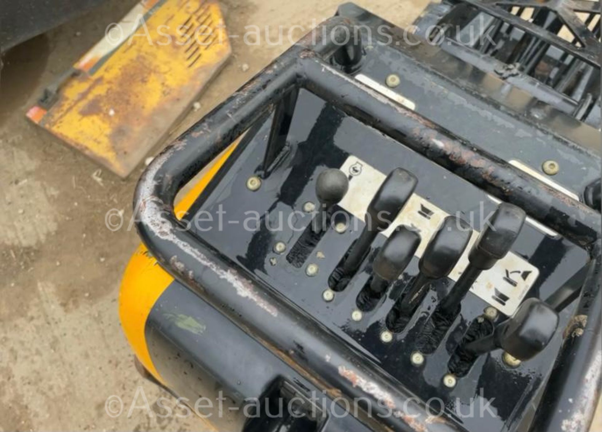 2019 JCB HTD-5 DIESEL TRACKED DUMPER, RUNS DRIVES AND WORKS WELL, ELECTRIC OR PULL START *PLUS VAT* - Image 15 of 20