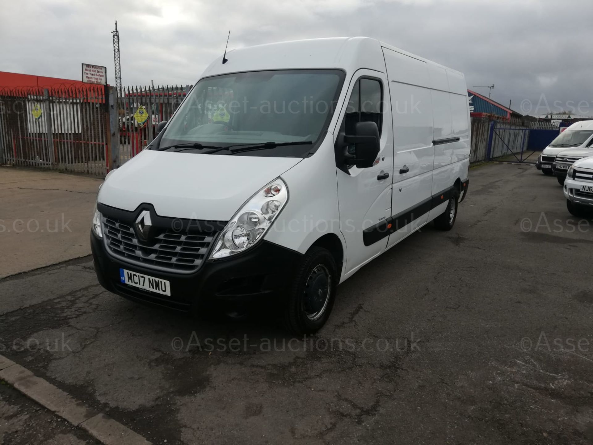 2017/17 RENAULT MASTER LM35 BUSINESS DCI L3H2 WHITE PANEL VAN, 106K MILES WITH SERVICE HISTORY - Image 3 of 9
