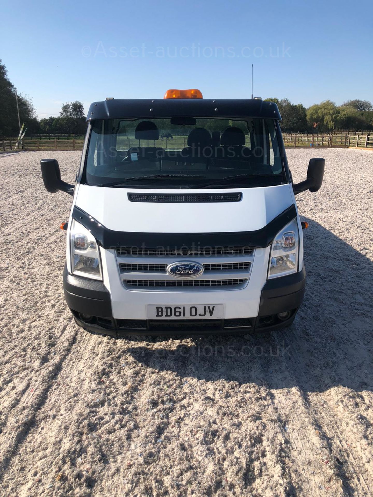 2011 FORD TRANSIT 140 T350L HD RWD WHITE RECOVERY TRUCK, 2402cc DIESEL ENGINE *NO VAT* - Image 2 of 8