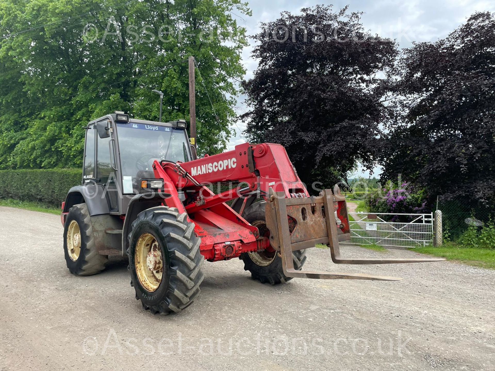 2000 MANITOU MLA 628 ARTICULATED TELESCOPIC TELEHANDLER, RUNS DRIVES AND LIFTS *PLUS VAT* - Image 7 of 26
