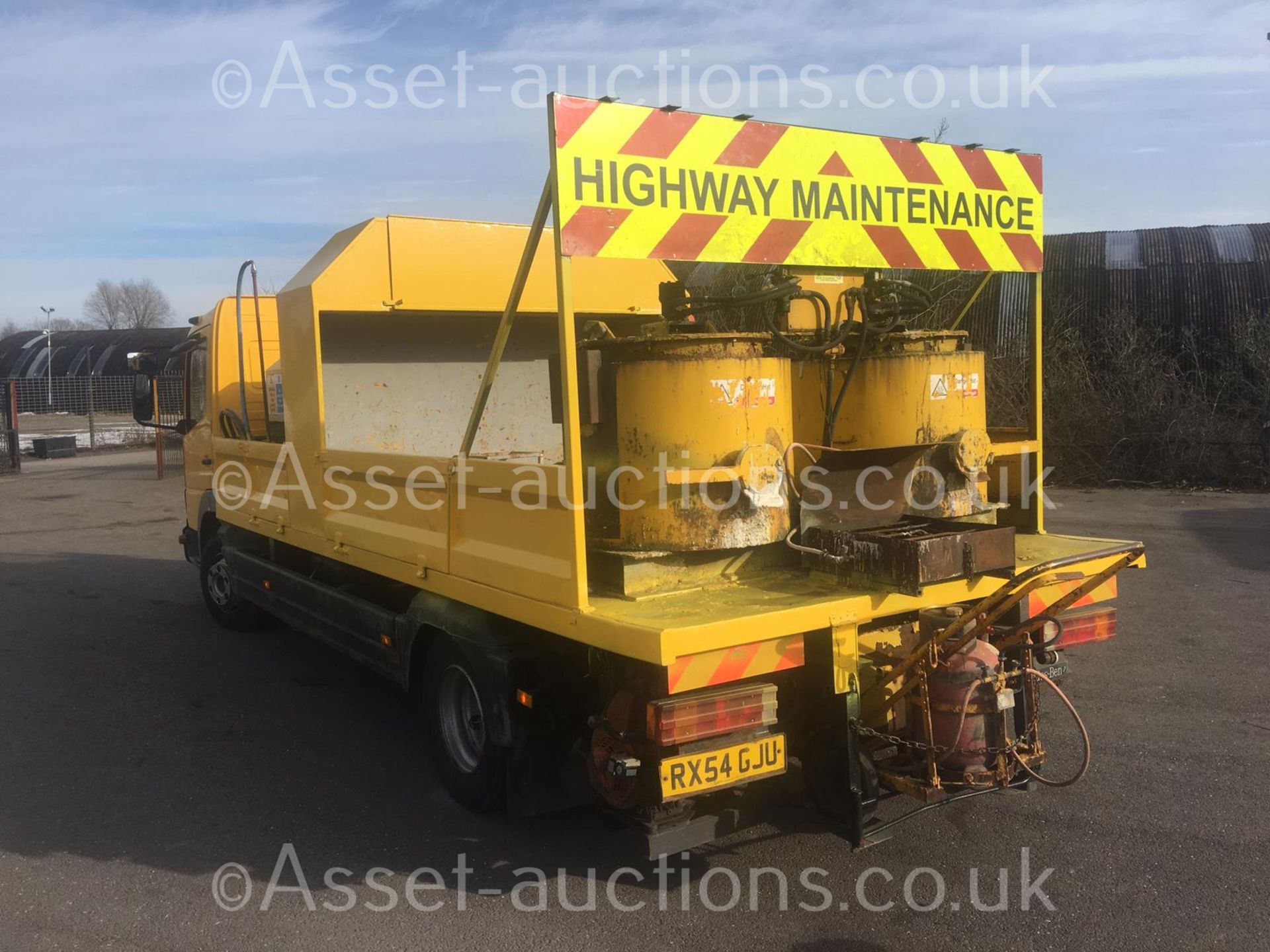 2004/54 REG MERCEDES ATEGO 1018 DAY YELLOW DROPSIDE LINE PAINTING LORRY 4.3L DIESEL ENGINE *NO VAT* - Image 17 of 128