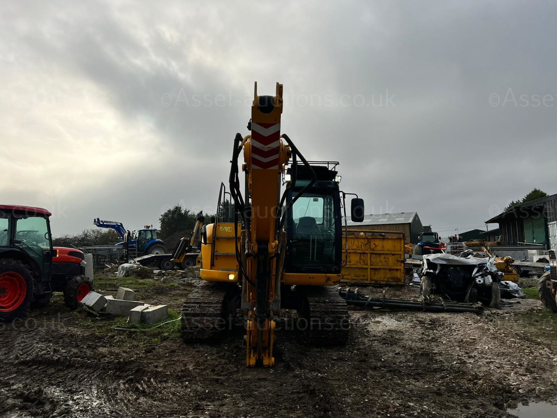 2008 JCB JZ140LC 15 TON STEEL TRACKED EXCAVATOR, RUNS DRIVES AND DIGS, SHOWING 9815 HOURS *PLUS VAT* - Image 3 of 30