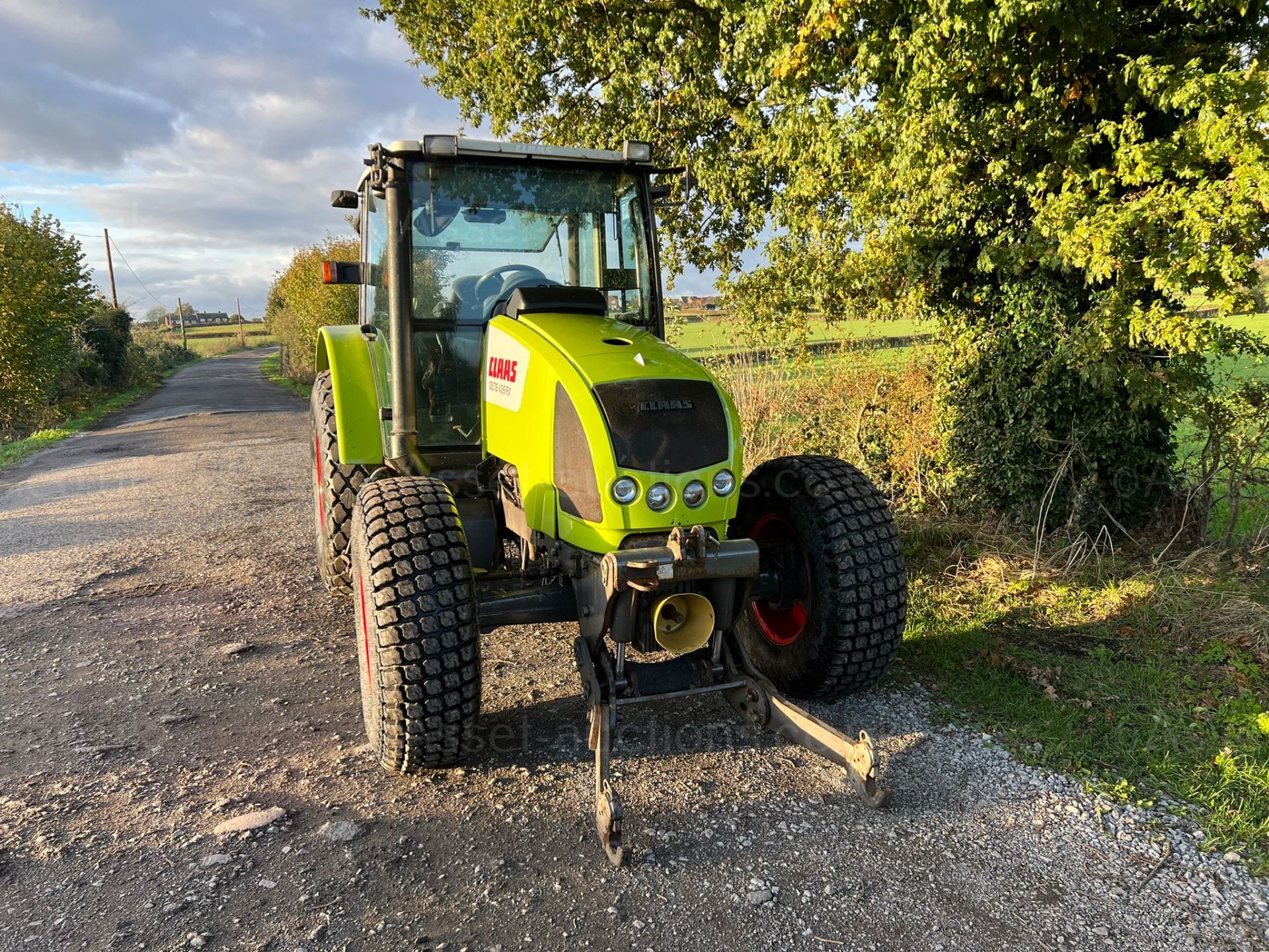 2006 CLAAS CLELTIS 426 RX 72hp 4WD TRACTOR, RUNS AND DRIVES, FULLY GLASS CAB, 7622 HOURS *PLUS VAT* - Image 2 of 13