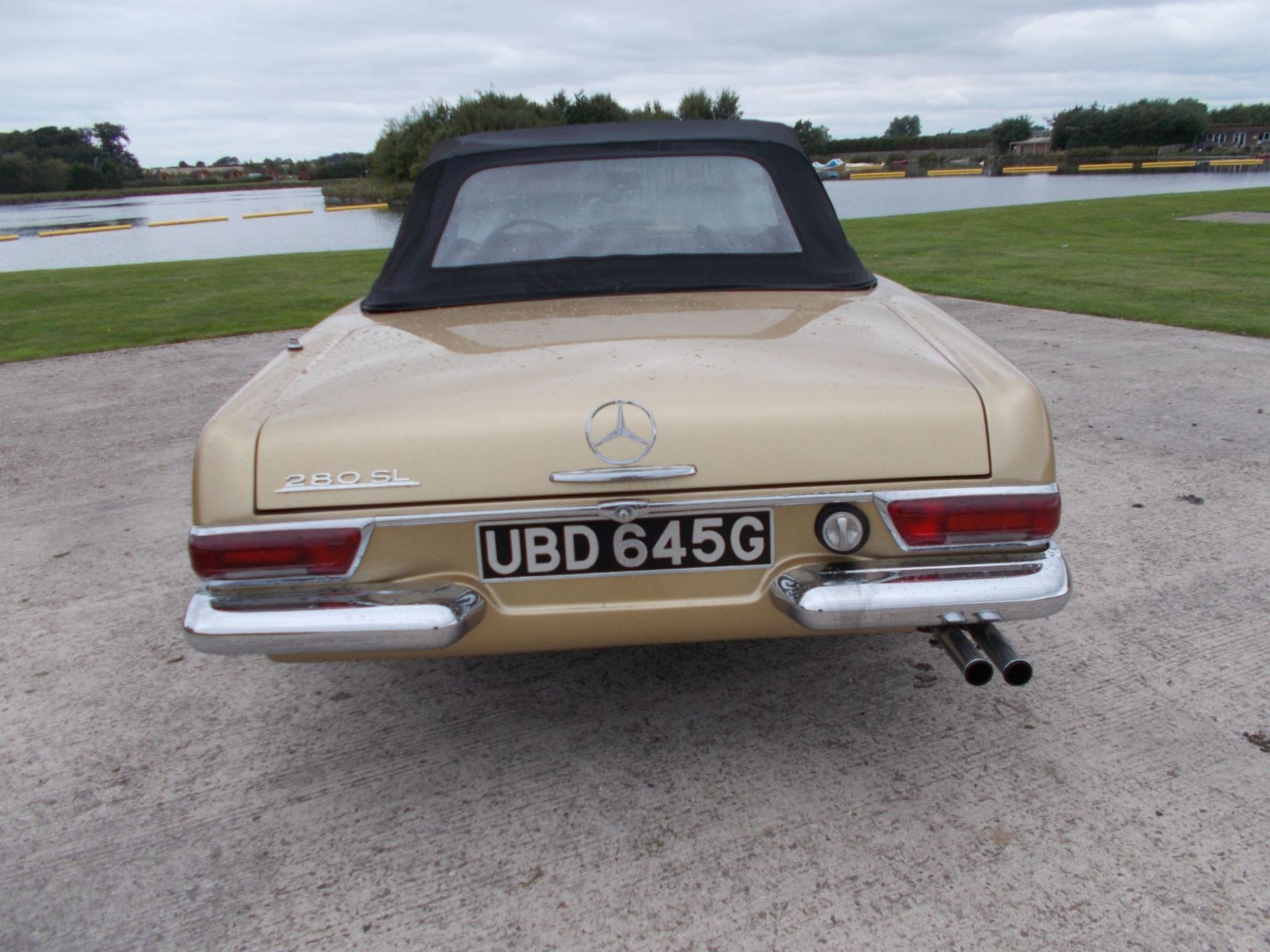 1969 MERCEDES 280SL PAGODA, AUTOMATIC, HARD/SOFT TOPS, LEFT HAND DRIVE, AMERICAN IMPORT *PLUS VAT* - Image 11 of 38