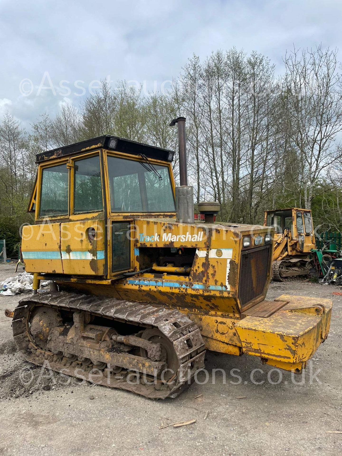 TRACK MARSHALL 135 DOZER DROT, 3781 HOURS, REAR ARMS WITH 3 POINT LINKAGE, RUNS DRIVES AND LIFTS - Image 3 of 14