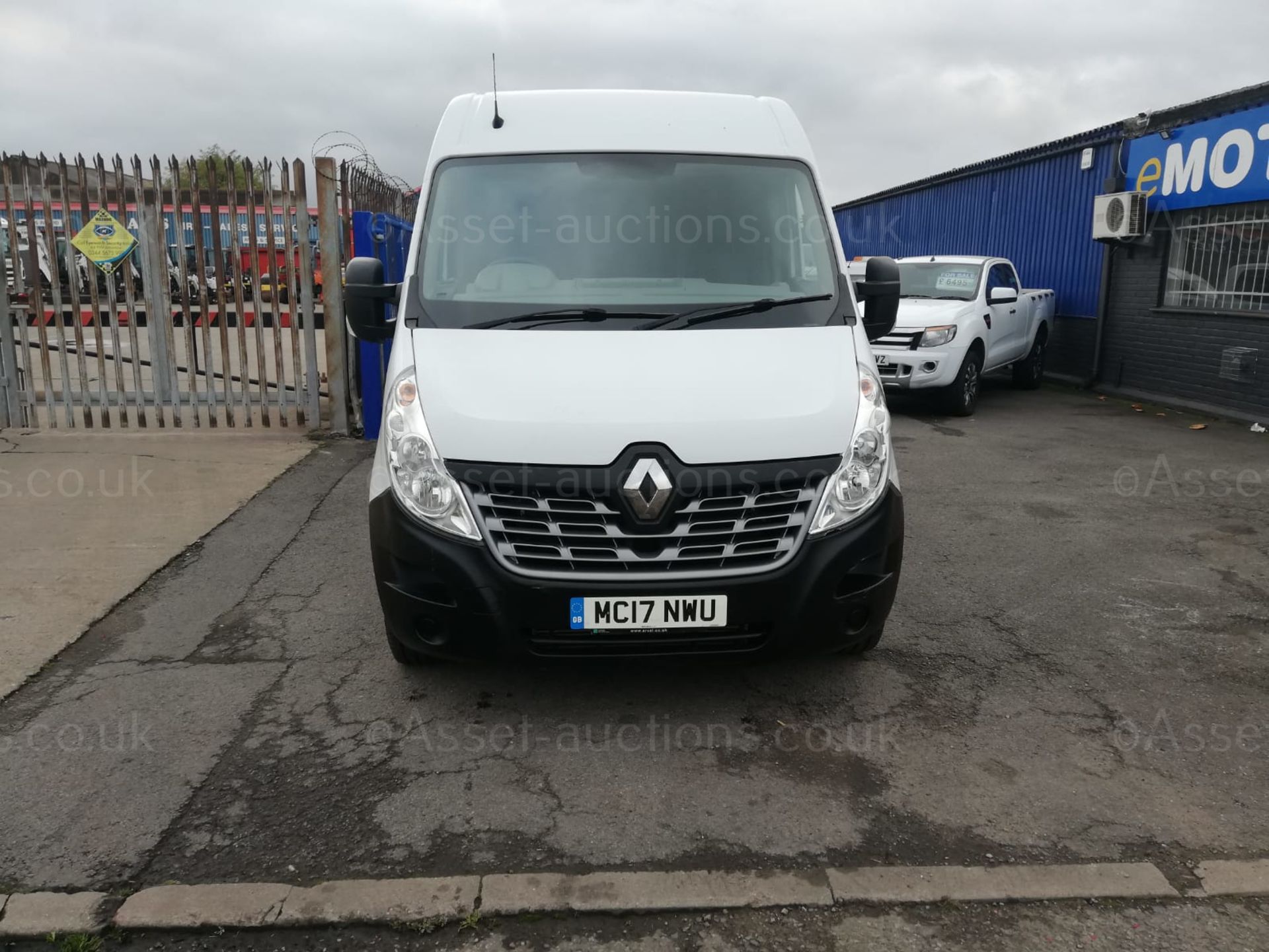 2017/17 RENAULT MASTER LM35 BUSINESS DCI L3H2 WHITE PANEL VAN, 106K MILES WITH SERVICE HISTORY - Image 2 of 9