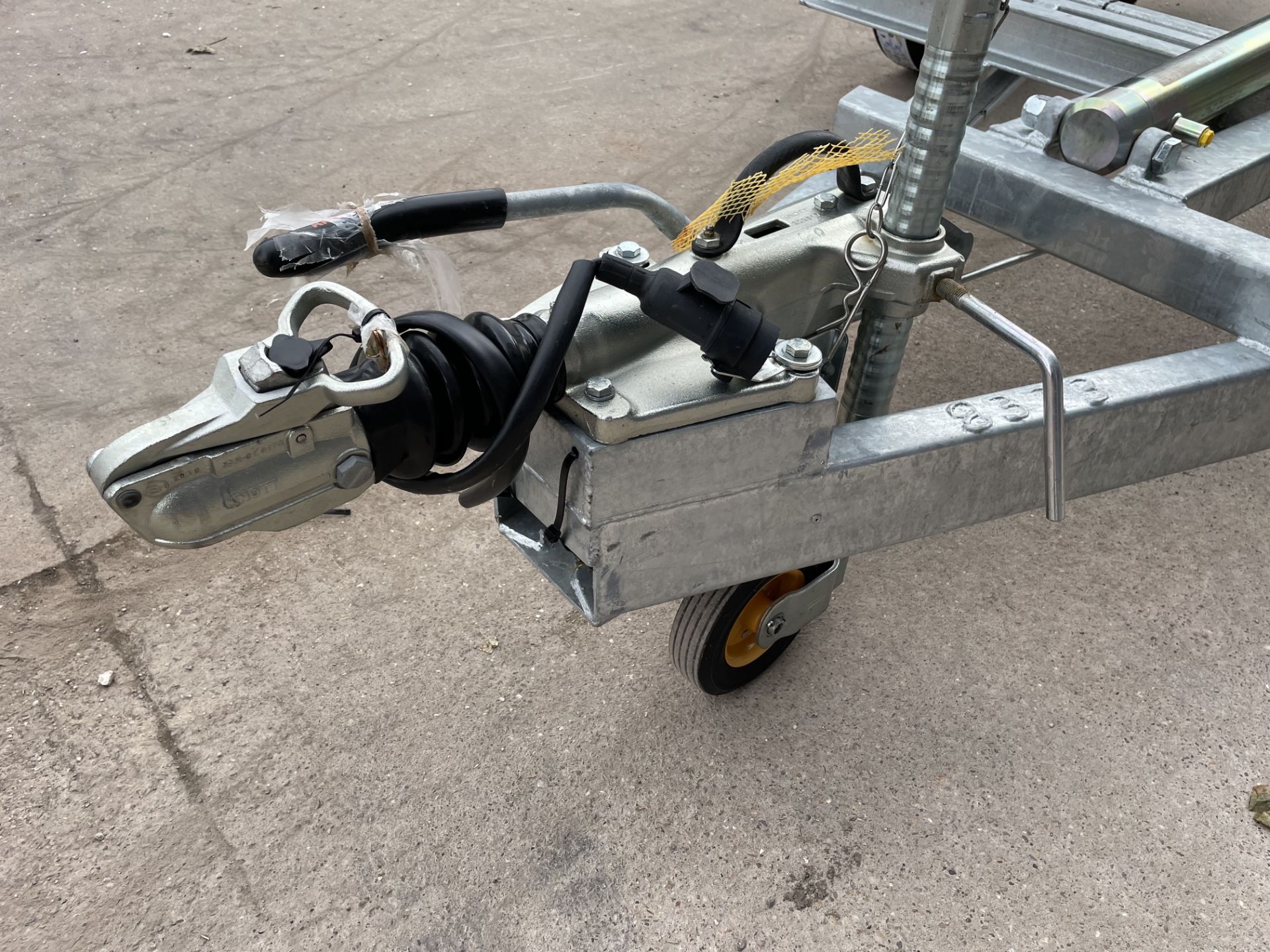 3000kg Trailer Chassis - Knott - 2.1m x 1.8m - Tipping, Plant, Generator *PLUS VAT* - Image 6 of 9
