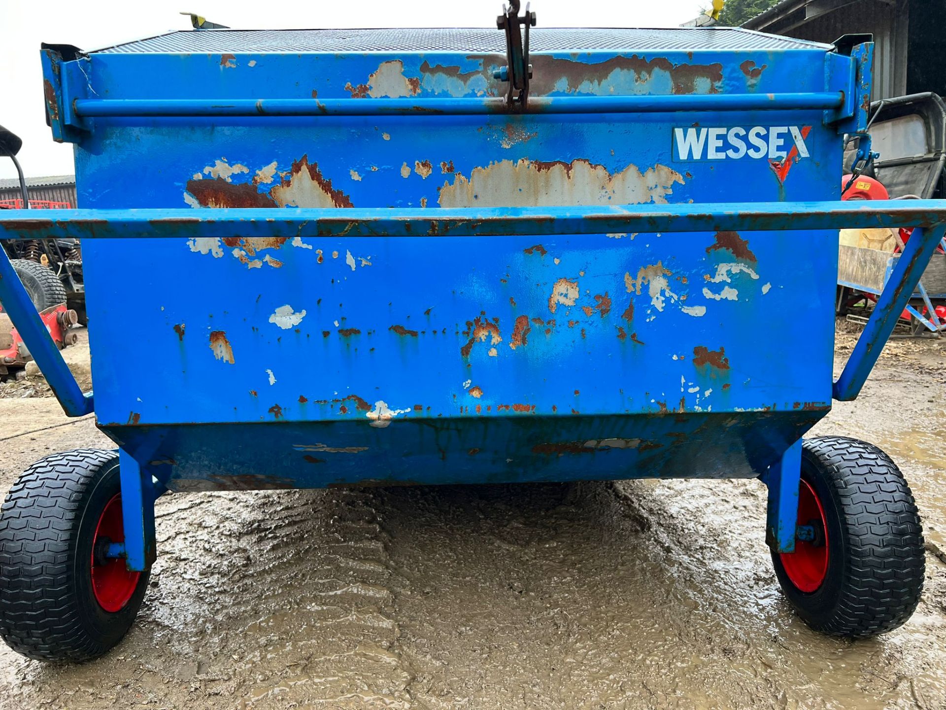 WESSEX SC4 1.2 METRE SINGLE AXLE TOW BEHIND SWEEPER COLLECTOR, PTO DRIVEN *PLUS VAT* - Image 7 of 9