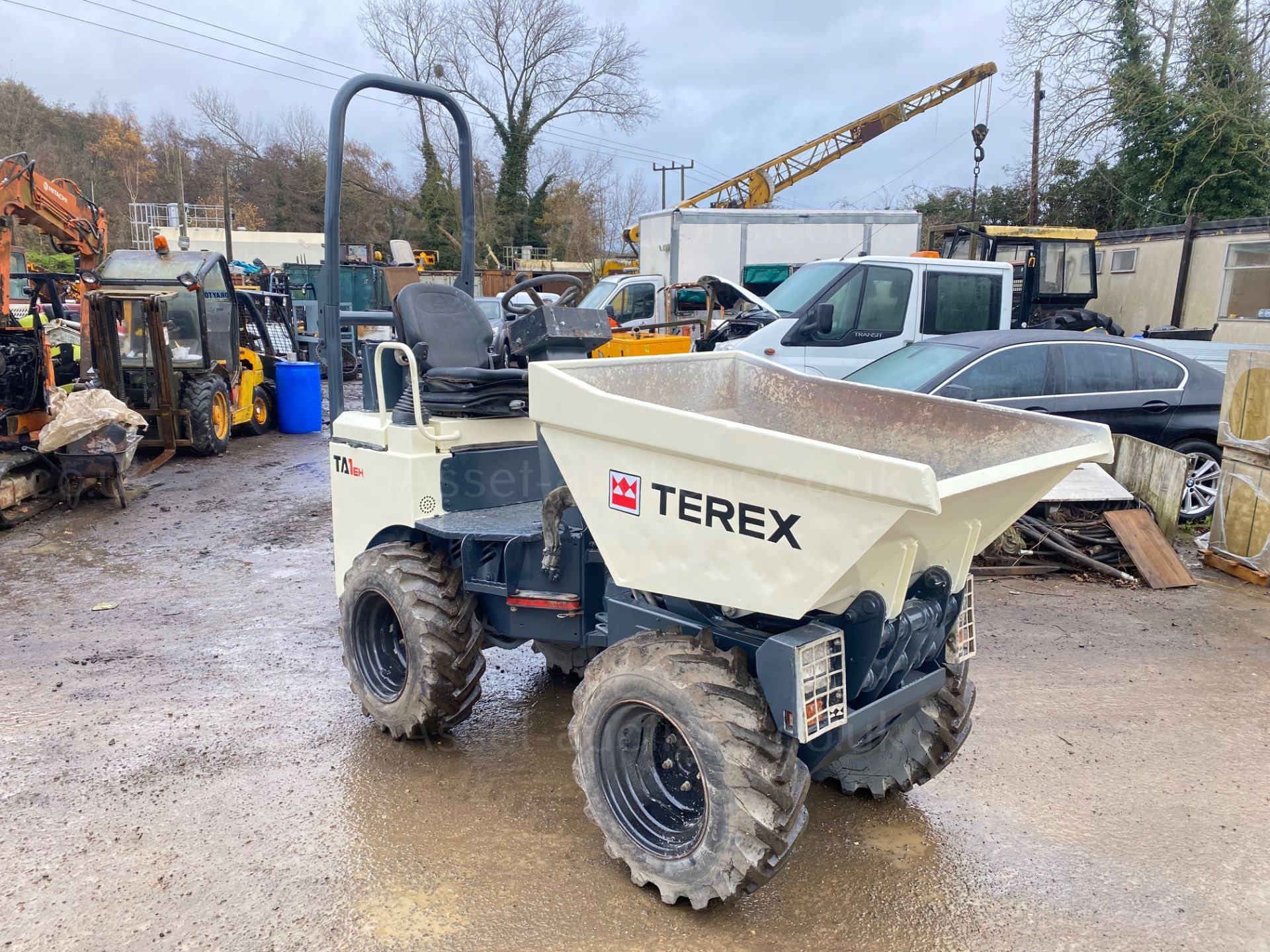 2007 TEREX 1 TON HIGH TIP DUMPER, 860 HOURS, GOOD TYRES, START FIRST GO AND RUNS WELL *PLUS VAT* - Image 2 of 5