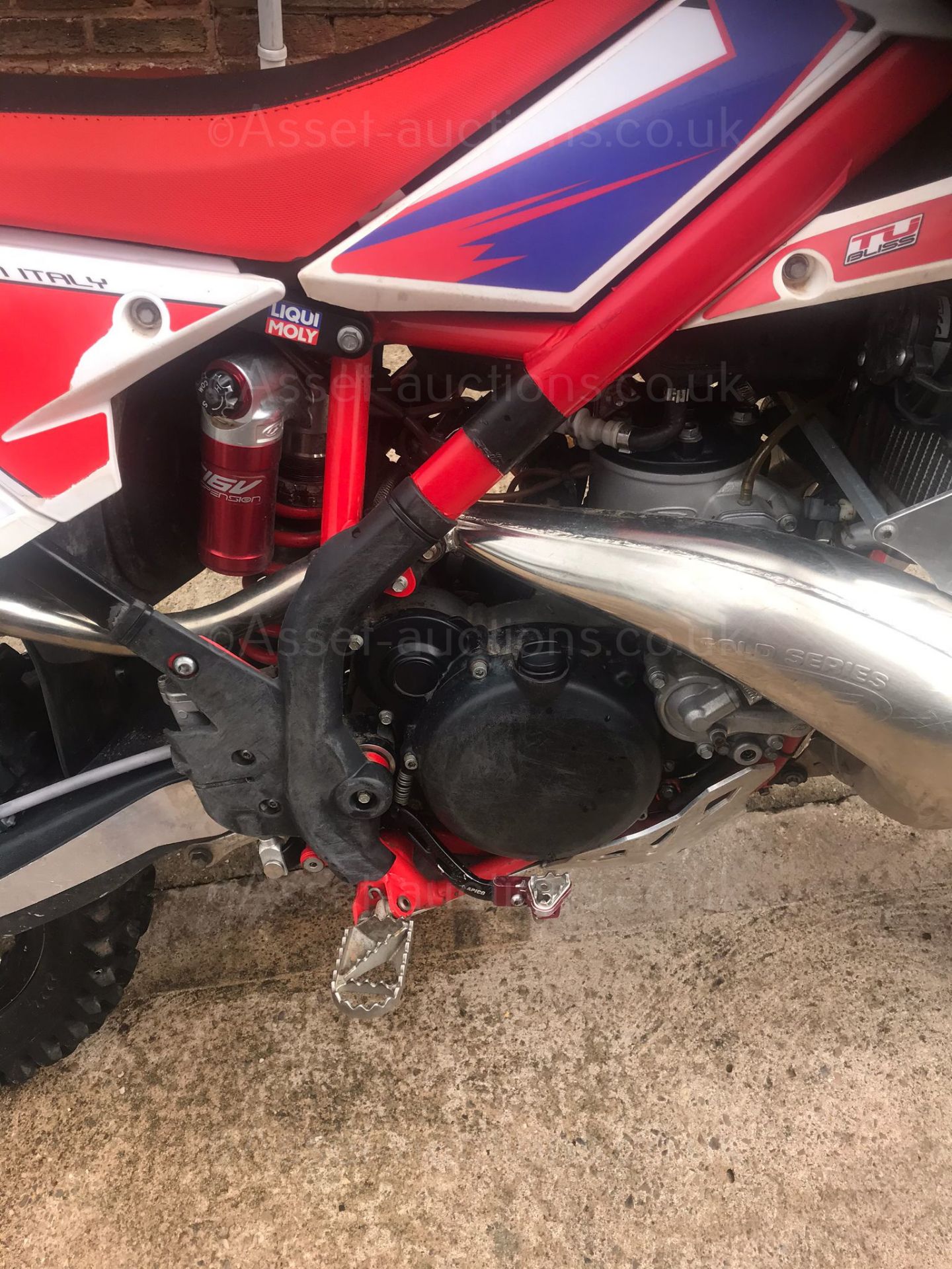 2016 BETA XTRAINER 300, ROAD REGISTERED, FRAME GUARDS, ENGINE GUARDS, FMF GNARLY PIPE *NO VAT* - Image 3 of 4