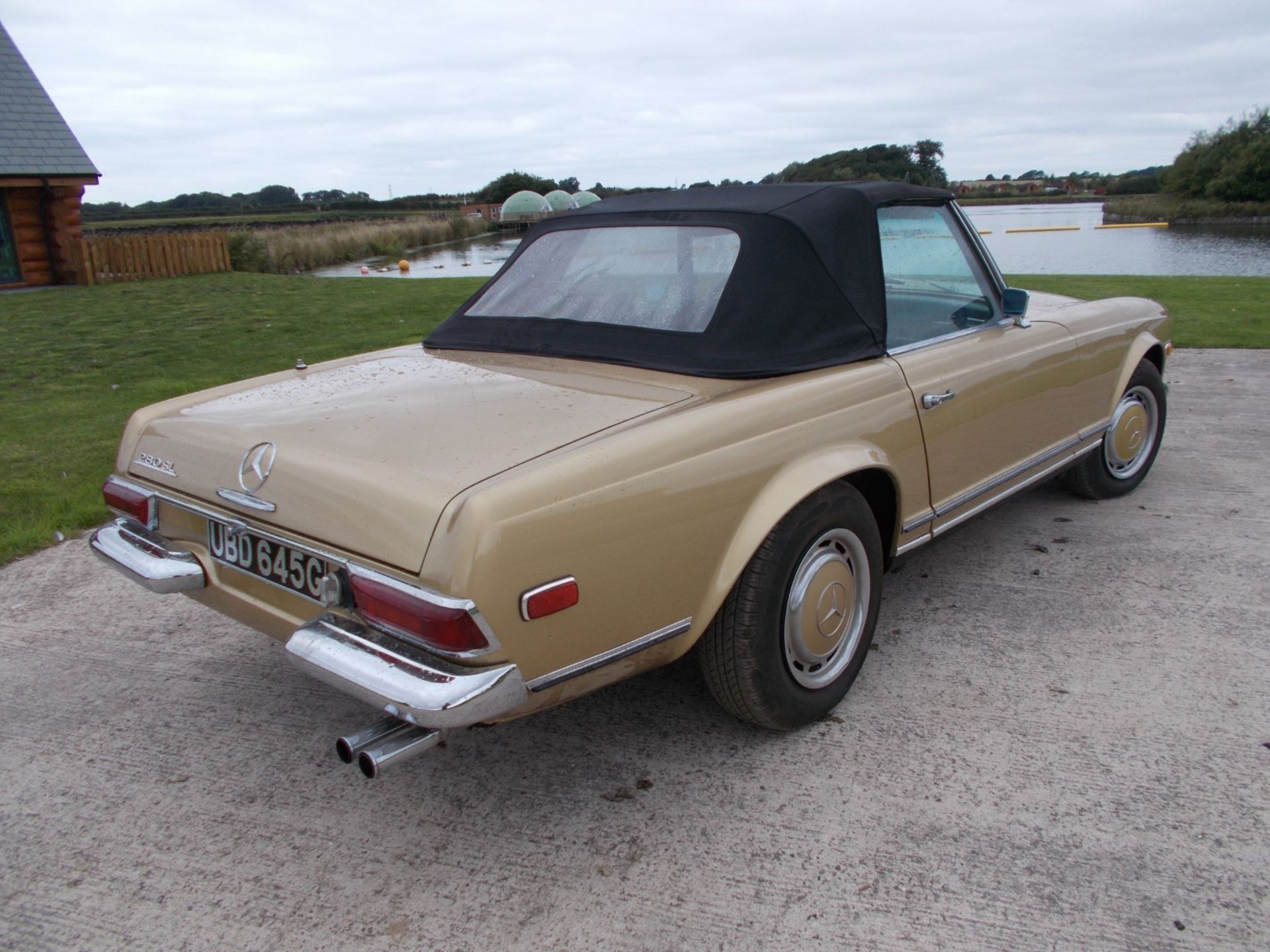 1969 MERCEDES 280SL PAGODA, AUTOMATIC, HARD/SOFT TOPS, LEFT HAND DRIVE, AMERICAN IMPORT *PLUS VAT* - Image 10 of 38