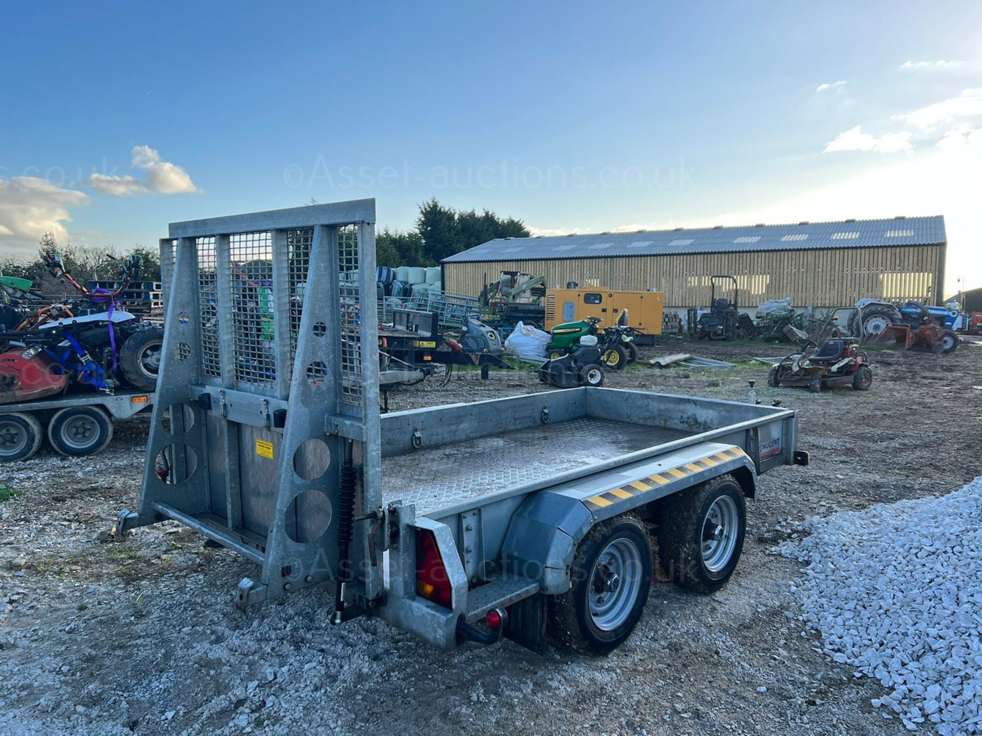 NUGENT TWIN AXEL PLANT TRAILER, 5 FOOT WIDE, 10 FOOT LONG, ALL LIGHTS WORK *NO VAT* - Image 3 of 7