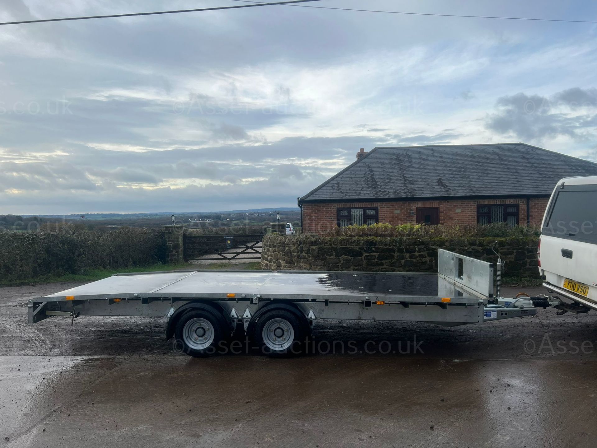 2021 IFOR WILLIAMS BEAVER TAIL TRAILER 16 FOOT, 3 MONTHS OLD, 16 FOOT BED *PLUS VAT* - Image 3 of 8