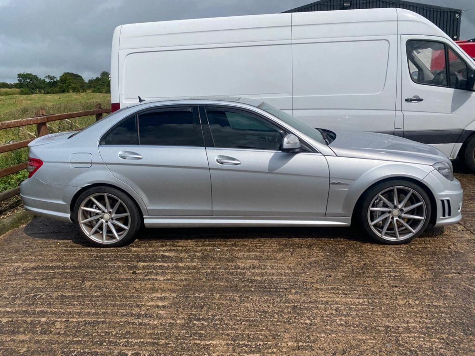 2008 MERCEDES C63 AMG AUTO, 6208cc PETROL ENGINE, 96,564 MILES *NO VAT* - Image 2 of 5