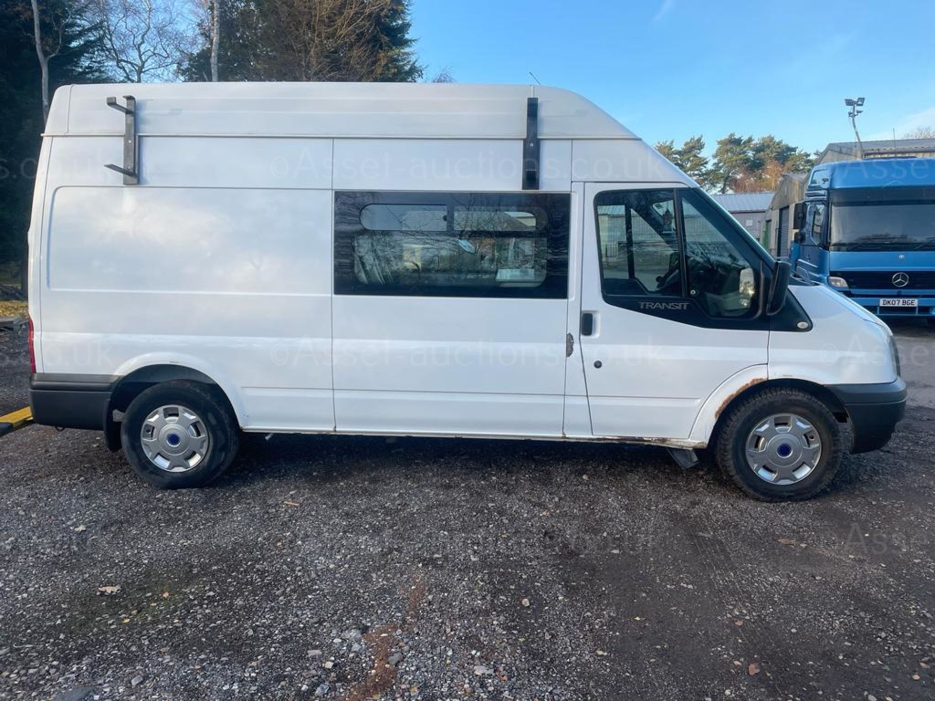 2012 FORD TRANSIT 100 T350 RWD WHITE WELFARE VAN, 125K MILES, 2.2 DIESEL, 6 SEATS *PLUS VAT* - Image 8 of 13