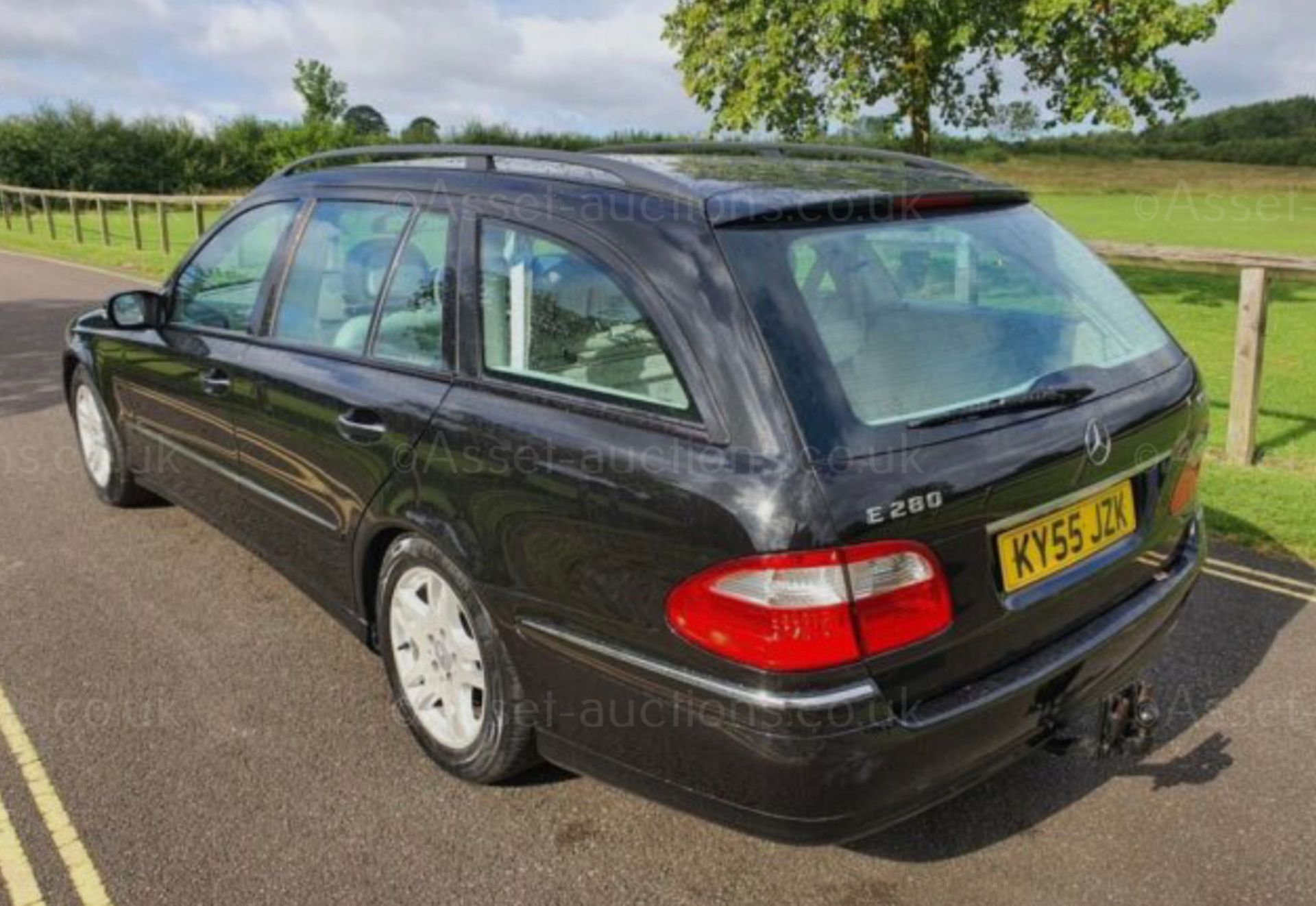 2005 MERCEDES E280 CDI AVANTGARDE AUTO BLACK ESTATE, 3.0 DIESEL ENGINE, 107K MILES *NO VAT* - Image 3 of 10