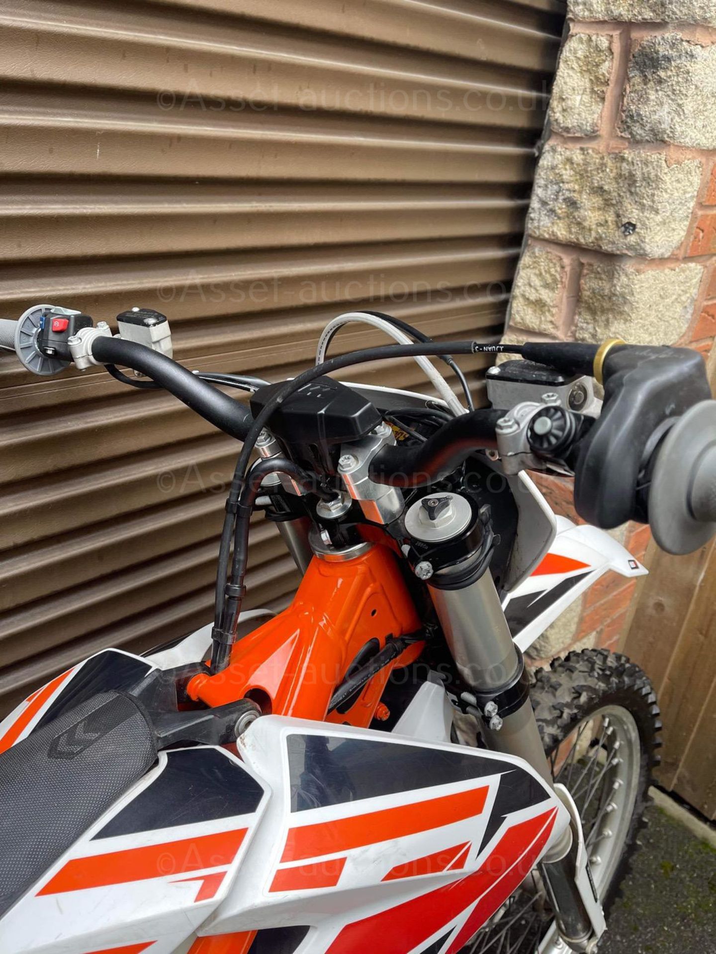 2016 KTM FREERIDE 250R OFF-ROAD MOTORCYCLE, 2 STROKE. ELECTRIC START, 1540 MILES *NO VAT* - Image 13 of 18