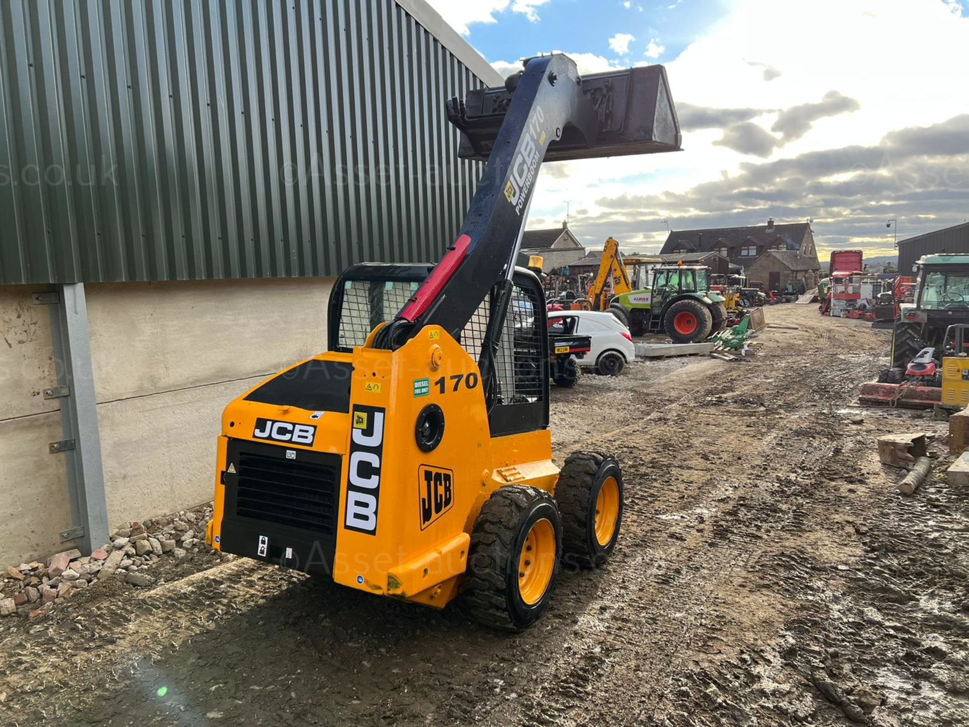 2008 JCB 170 POWERBOOM SKIDSTEER, RUNS DRIVES AND DIGS, C/W BUCKET, ELECTRIC START *PLUS VAT* - Image 5 of 10