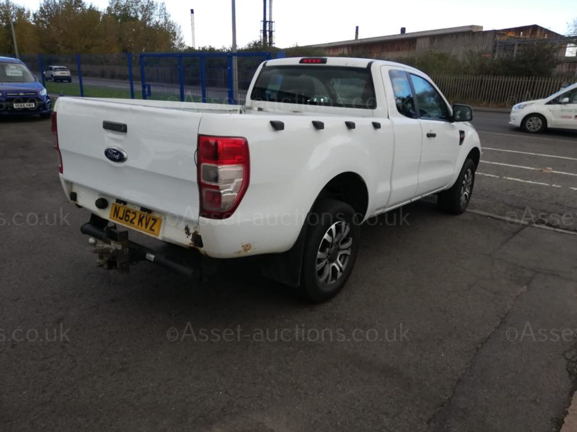 FORD RANGER XL 4X4 TDCI WHITE PICK UP, 2.2 DIESEL, 157K MILES, ALLOY WHEELS, AIR CON *PLUS VAT* - Image 7 of 9