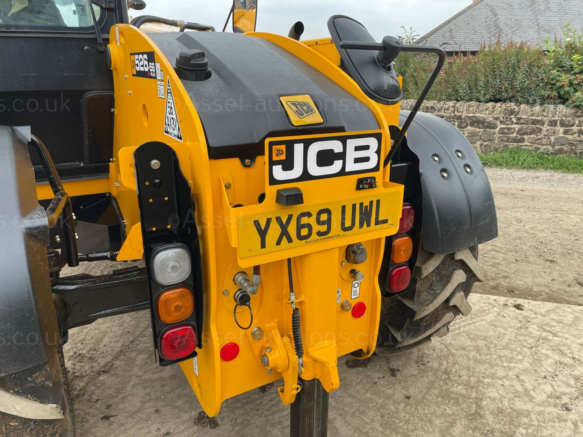 2019/69 JCB 526-56 AGRI PLUS TELEHANDLER, SHOWING A LOW AND GENUINE 750 HOURS *PLUS VAT* - Image 20 of 29