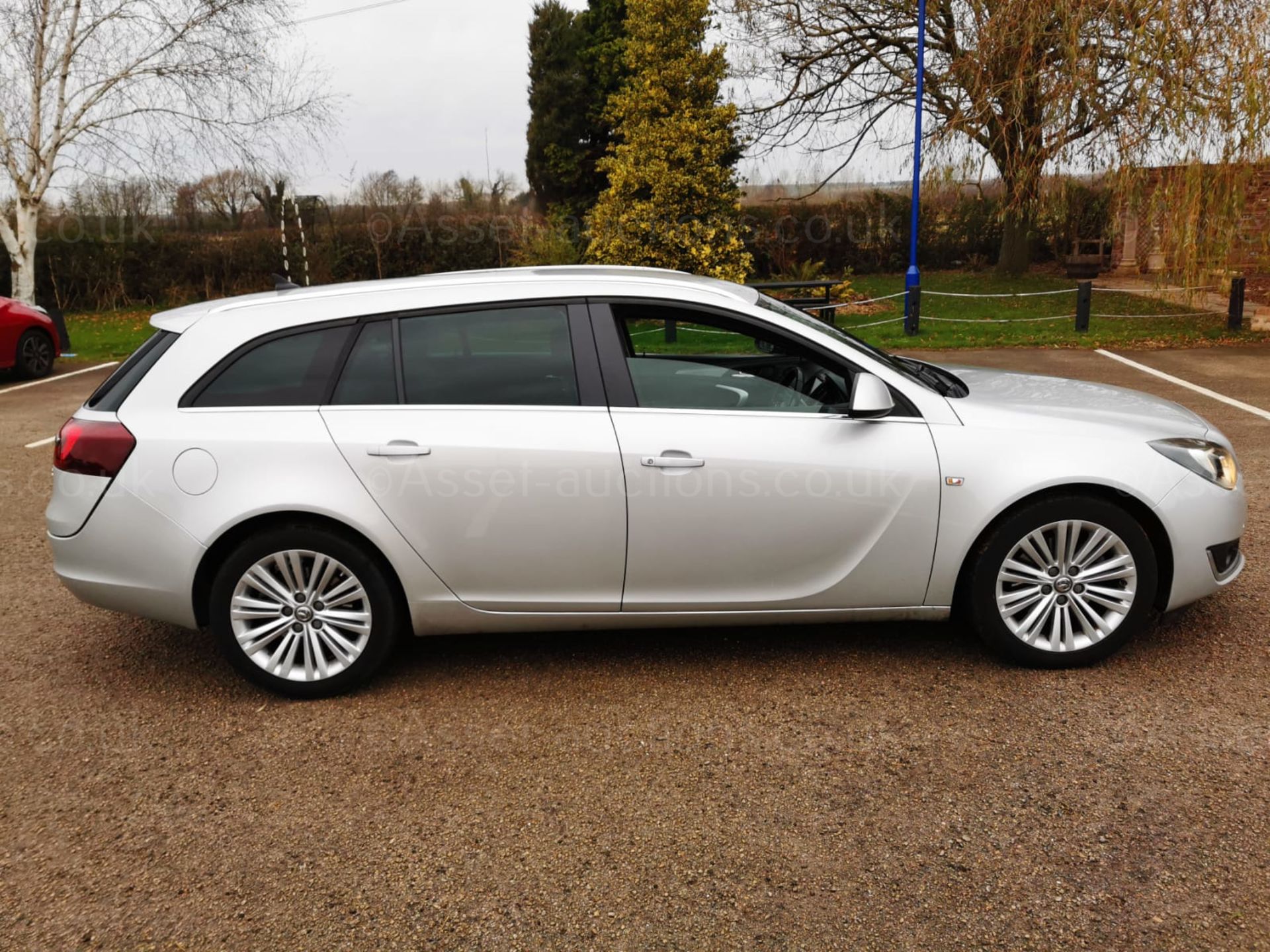 2013/63 VAUXHALL INSIGNIA DSIGN NAV CDTI ECO SS SILVER ESTATE, 83,447 MILES *NO VAT* - Image 8 of 29