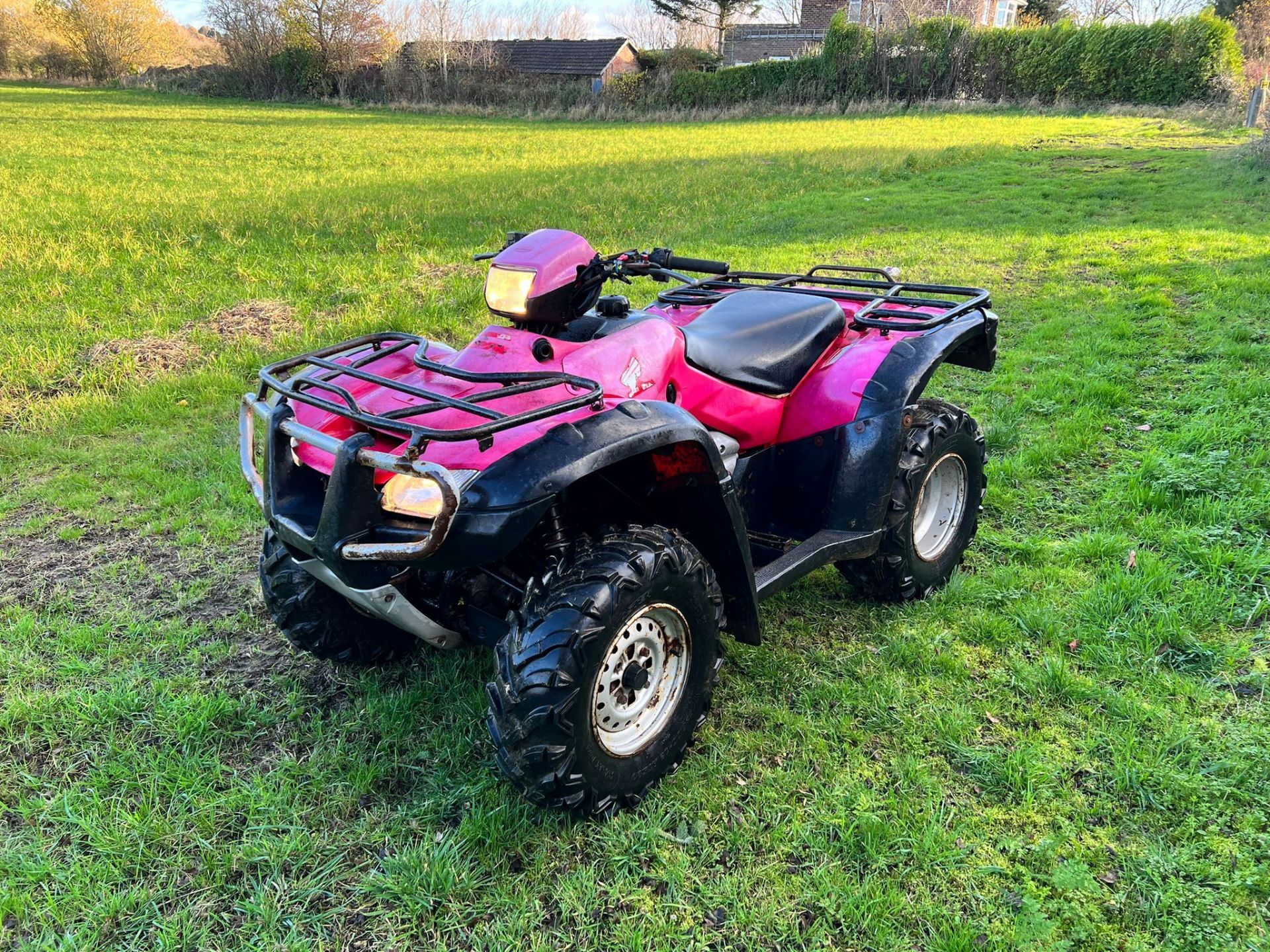 HONDA TRX500FM 4x4 FARM QUAD BIKE, SHOWING 2283 HOURS, 4 WHEEL DRIVE *PLUS VAT* - Image 2 of 8