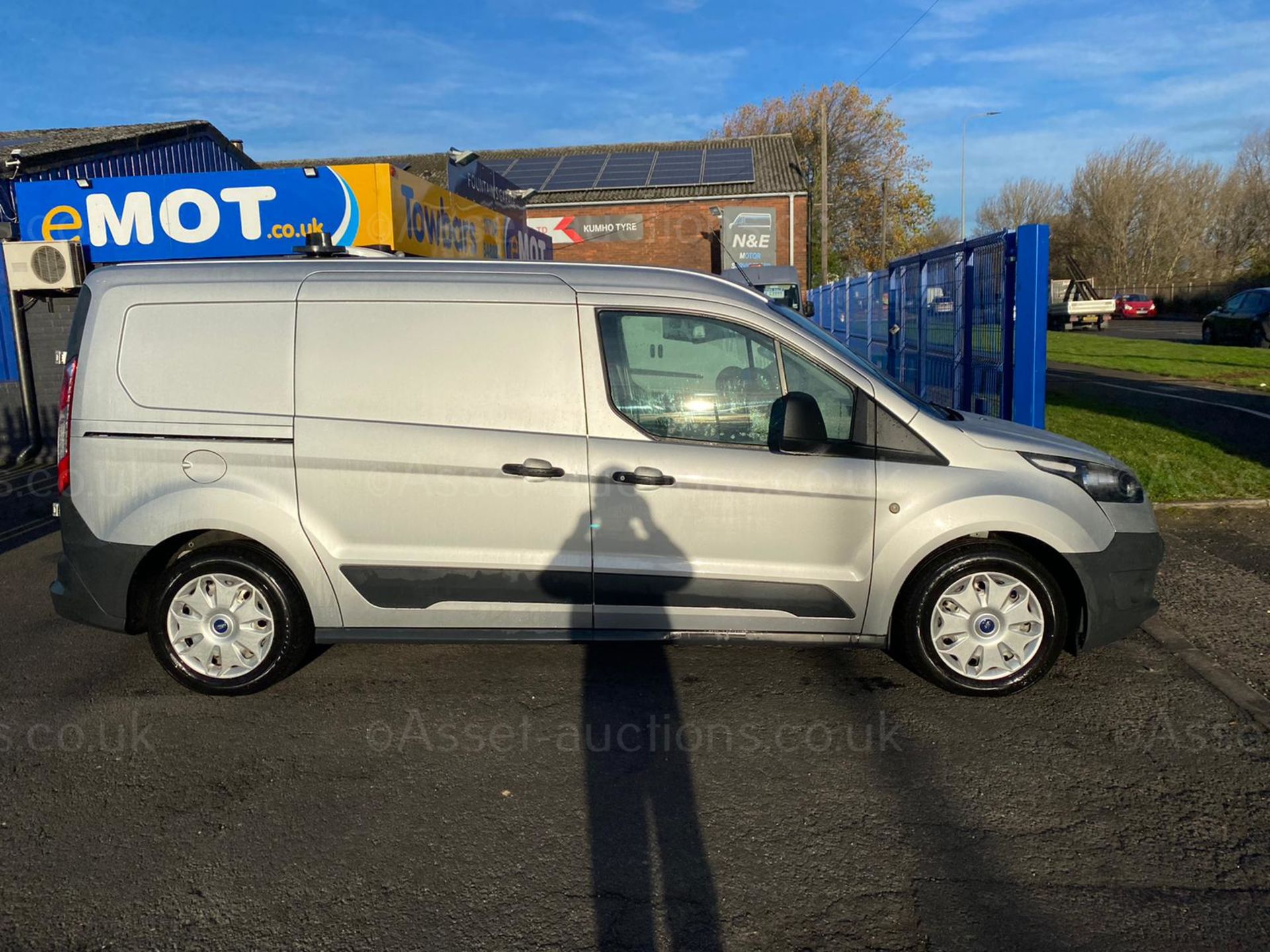 2014/64 FORD TRANSIT CONNECT 240 SILVER LWB DOG VAN, 73K MILES WITH FSH, 2 LARGE DOG CAGES *PLUS VAT - Image 6 of 10