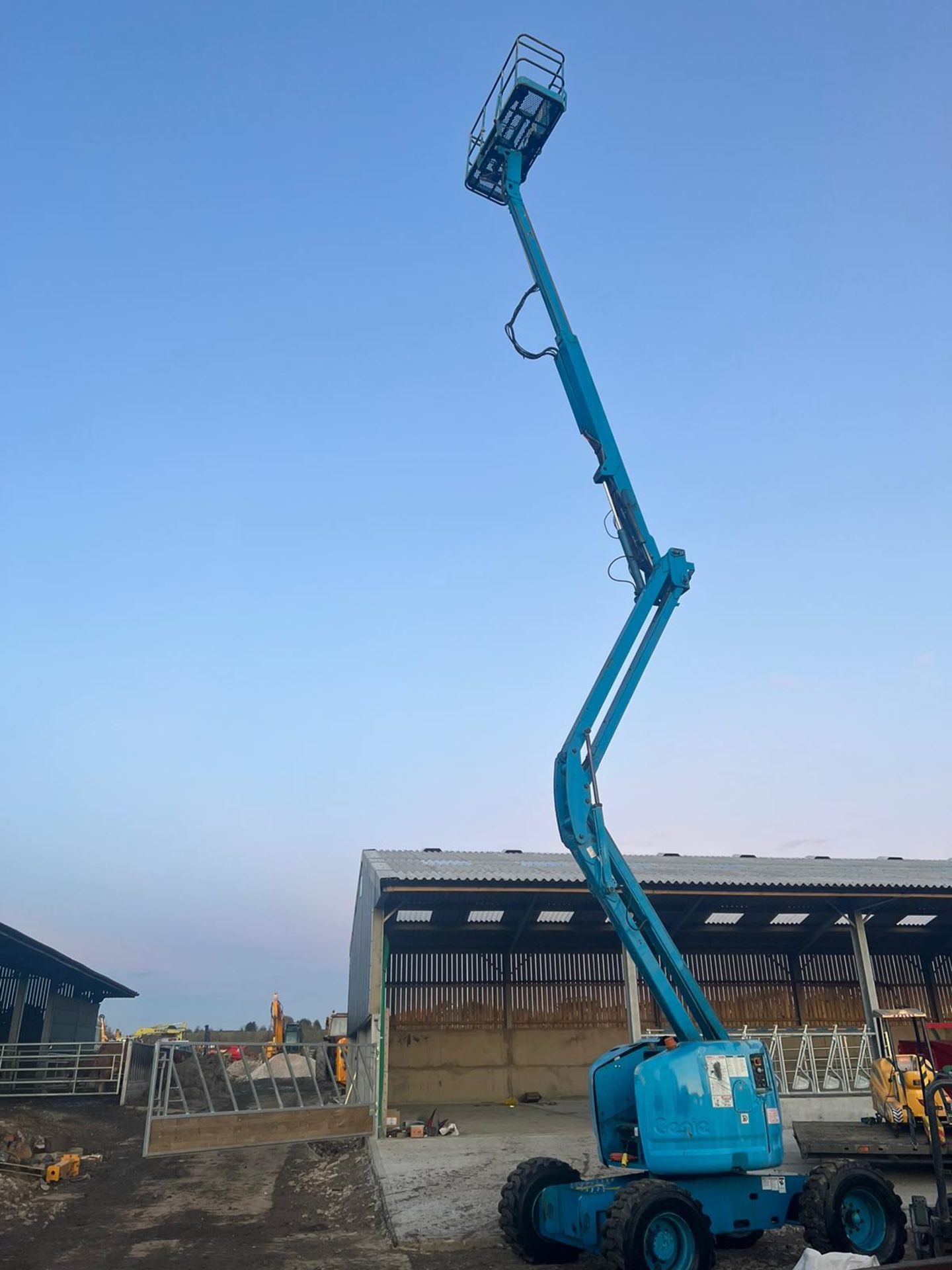 GENIE Z4525 BOOM LIFT, PLATFORM HEIGHT 45ft, 9 inches, 13.9 m, POWER STEERING *NO VAT* - Image 7 of 7