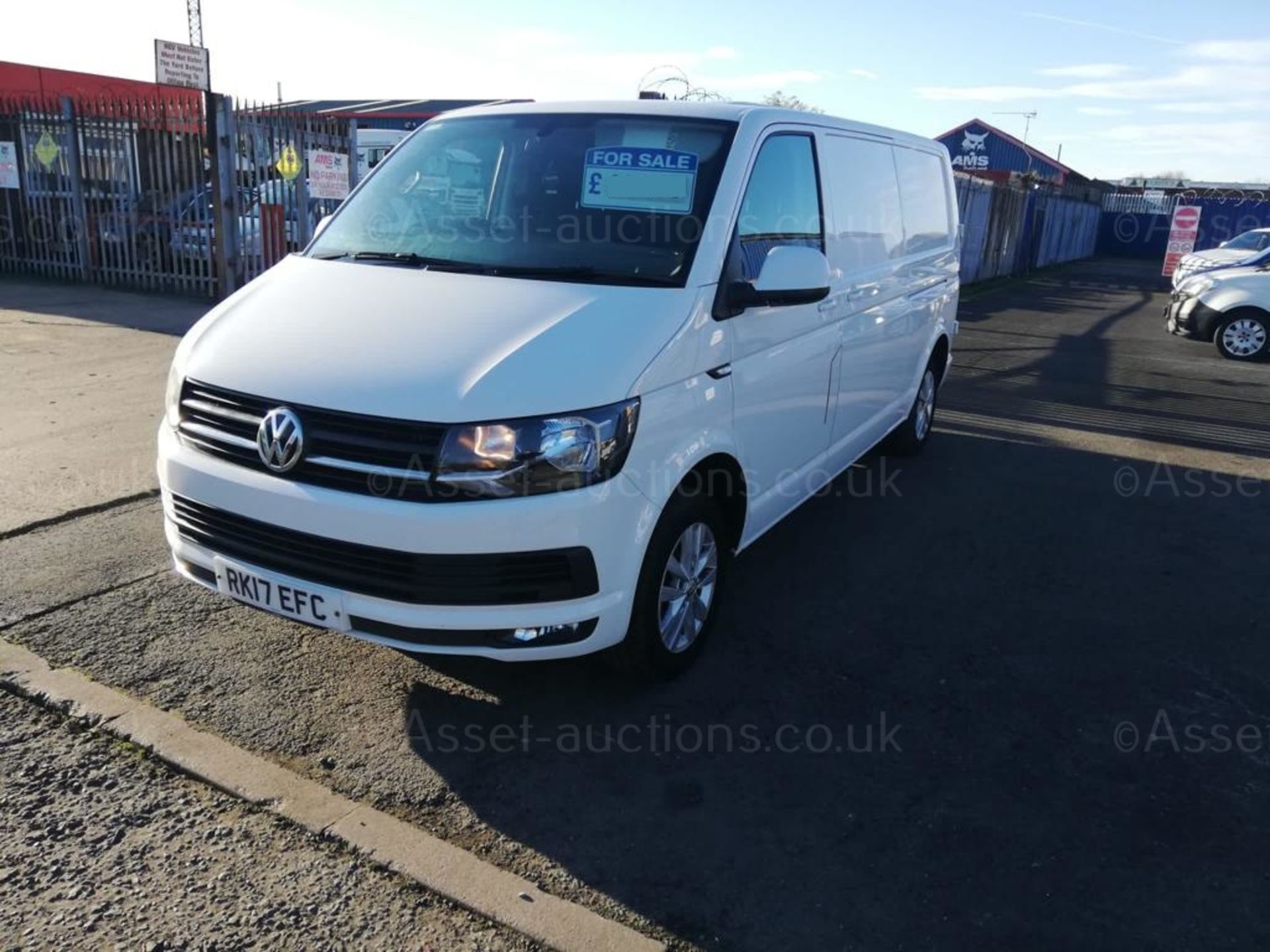 2017 VOLKSWAGEN TRANSPORTER T30 H-LN TDI WHITE PANEL VAN, 2.0 DIESEL, 126K MILES *PLUS VAT*