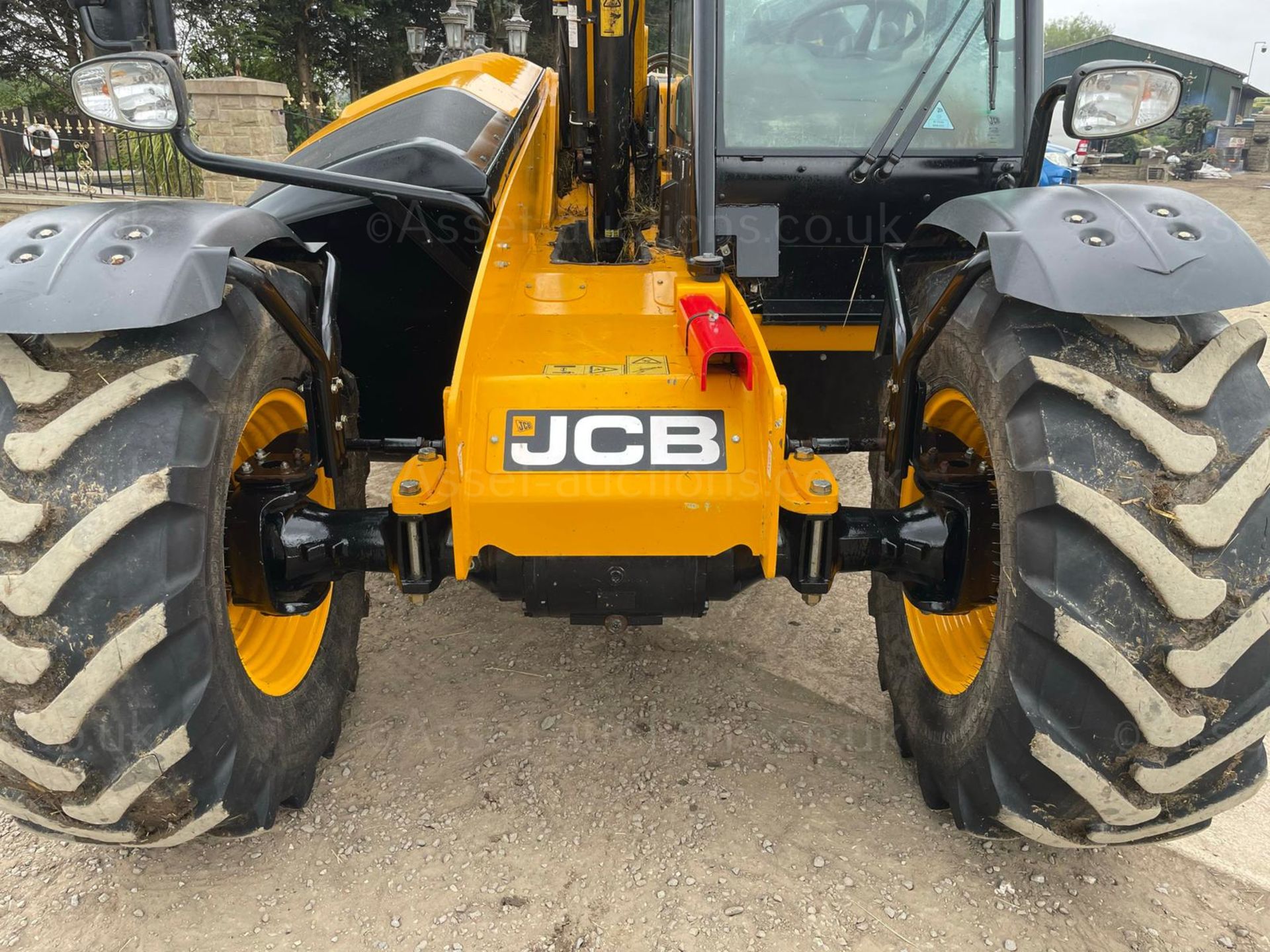 2019/69 JCB 526-56 AGRI PLUS TELEHANDLER, SHOWING A LOW AND GENUINE 750 HOURS *PLUS VAT* - Image 9 of 29