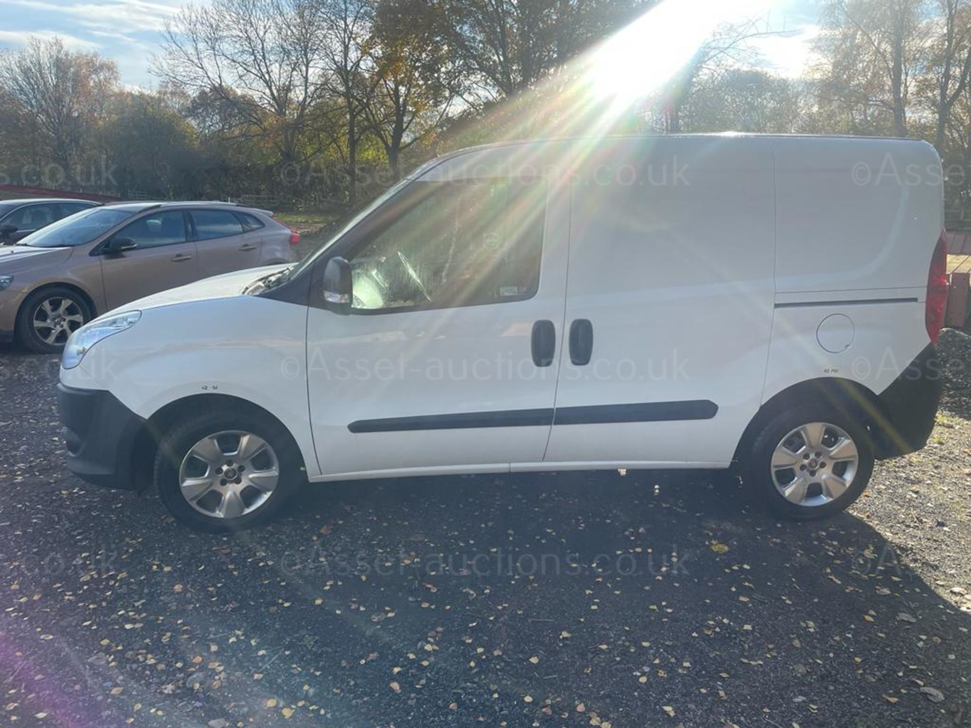 2014/64 FIAT DOBLO 16V MULTIJET WHITE PANEL VAN, 95K MILES, AIR CON, 1.3 DIESEL *PLUS VAT* - Image 4 of 11