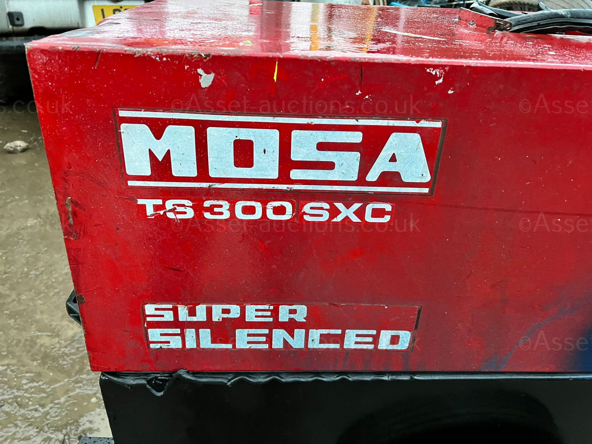 MOSA TS300 SXC 10KvA SUPER SILENT DIESEL GENERATOR WELDER, SHOWING A LOW 890 HOURS *PLUS VAT* - Image 10 of 15