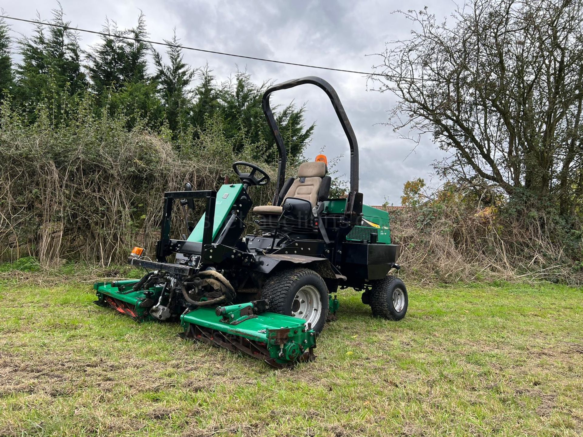 RANSOMES 2130 HIGHWAY 4WD CYLINDER MOWER, SHOWING A LOW 3632 HOURS, HYDROSTATIC *PLUS VAT* - Image 6 of 10