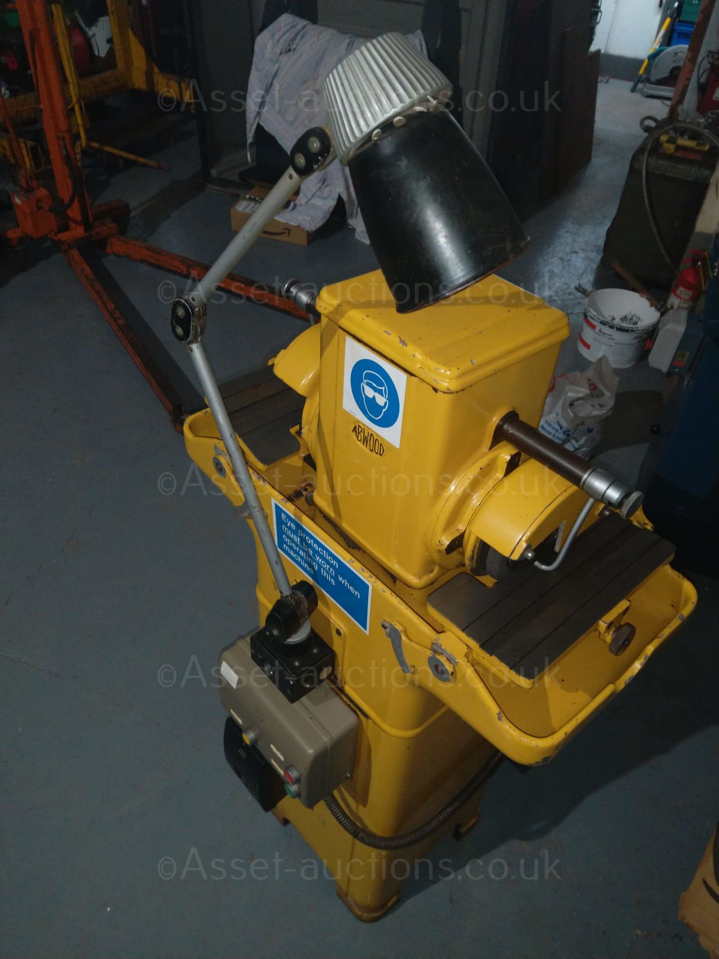 ABWOOD TOOL GRINDER LAPPING MACHINE, DOUBLE HEADED, COOLANT TANK, IN GOOD WORKIN GORDER *NO VAT* - Image 2 of 6