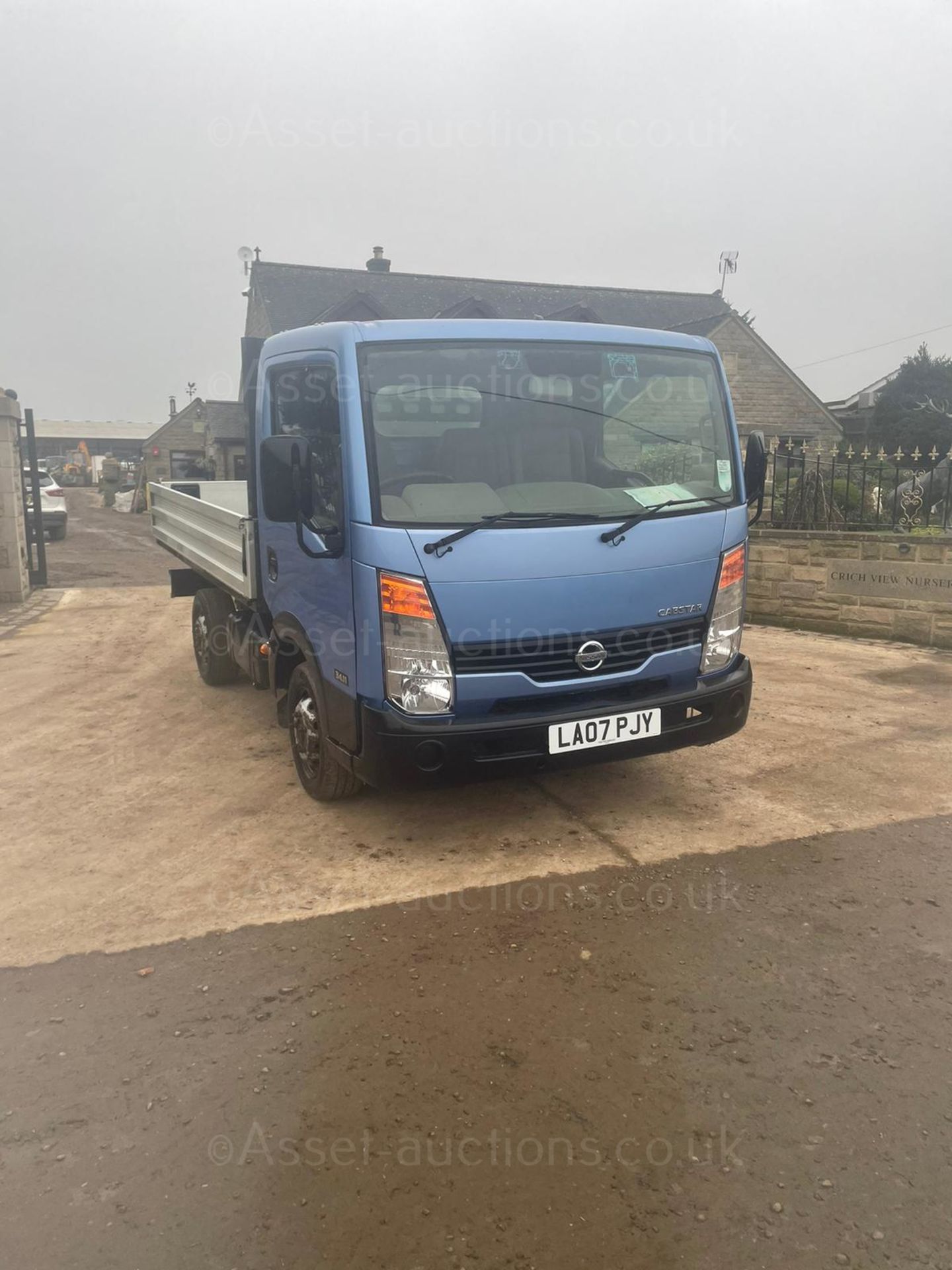 2007 NISSAN CABSTAR 34.11 S/C SWB BLUE DROPSIDE, SHOWING A LOW 85K MILES, 2.5 DIESEL *NO VAT* - Image 2 of 10