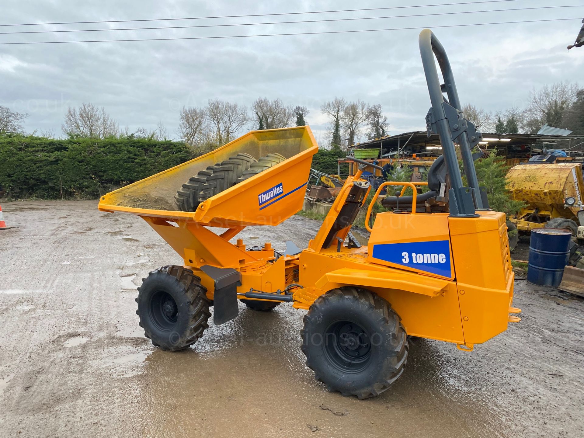 2003 THWIATES 3 TON DUMPER, STARTS FIRST TURN AND RUNS LOVELY, GOOD STARIGHT MACHINE READY FOR WORK - Image 4 of 4