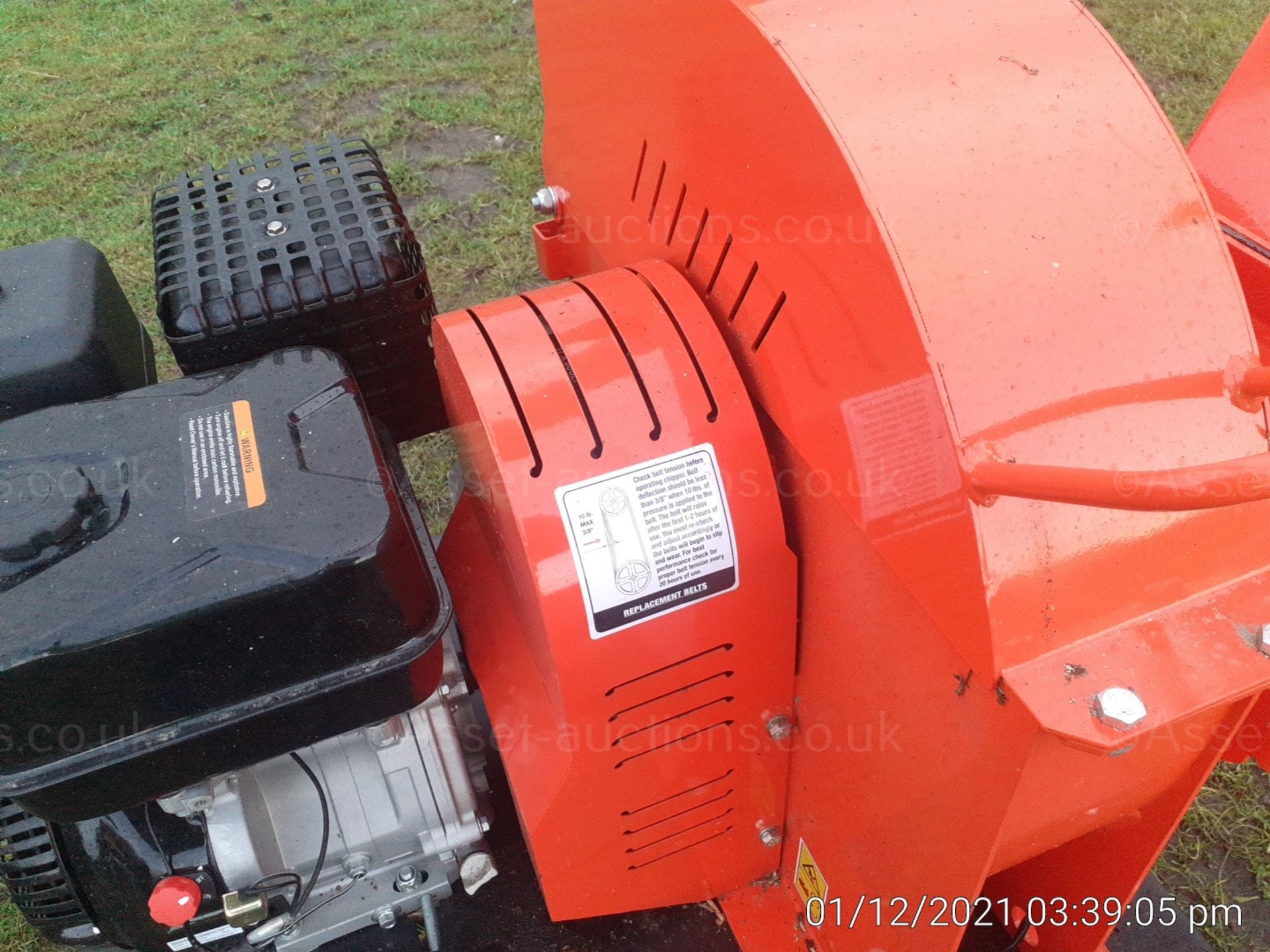BRAND NEW AND UNUSED DGS1500 420CC 4.5” TOWABLE PETROL WOOD CHIPPER *NO VAT* - Image 6 of 11