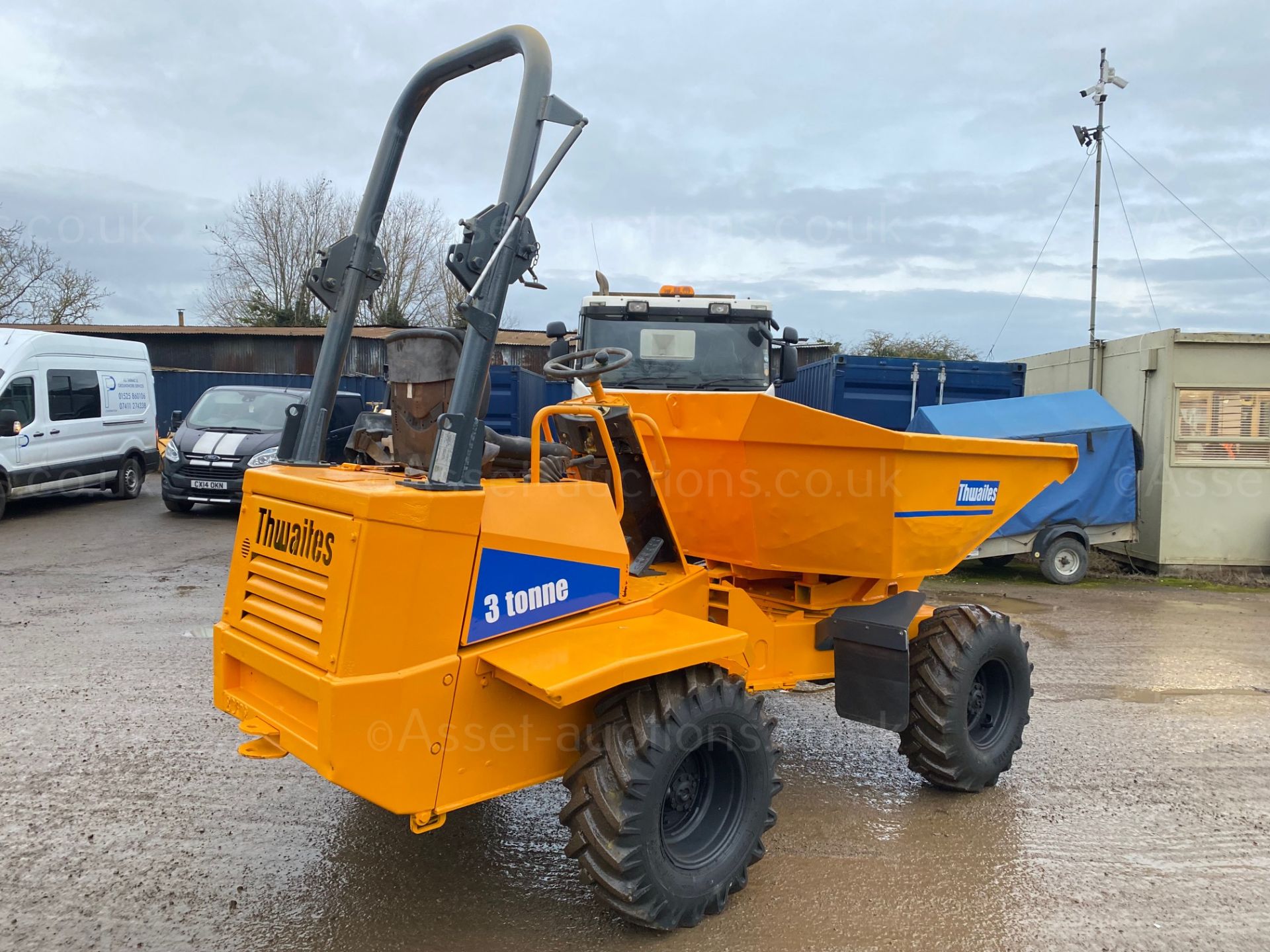 2003 THWIATES 3 TON DUMPER, STARTS FIRST TURN AND RUNS LOVELY, GOOD STARIGHT MACHINE READY FOR WORK - Image 3 of 4